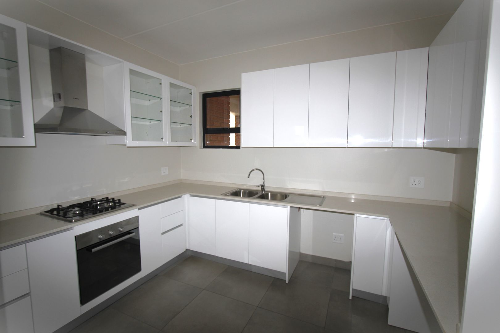 Bedford Gardens Property Property and houses to rent in Bedford