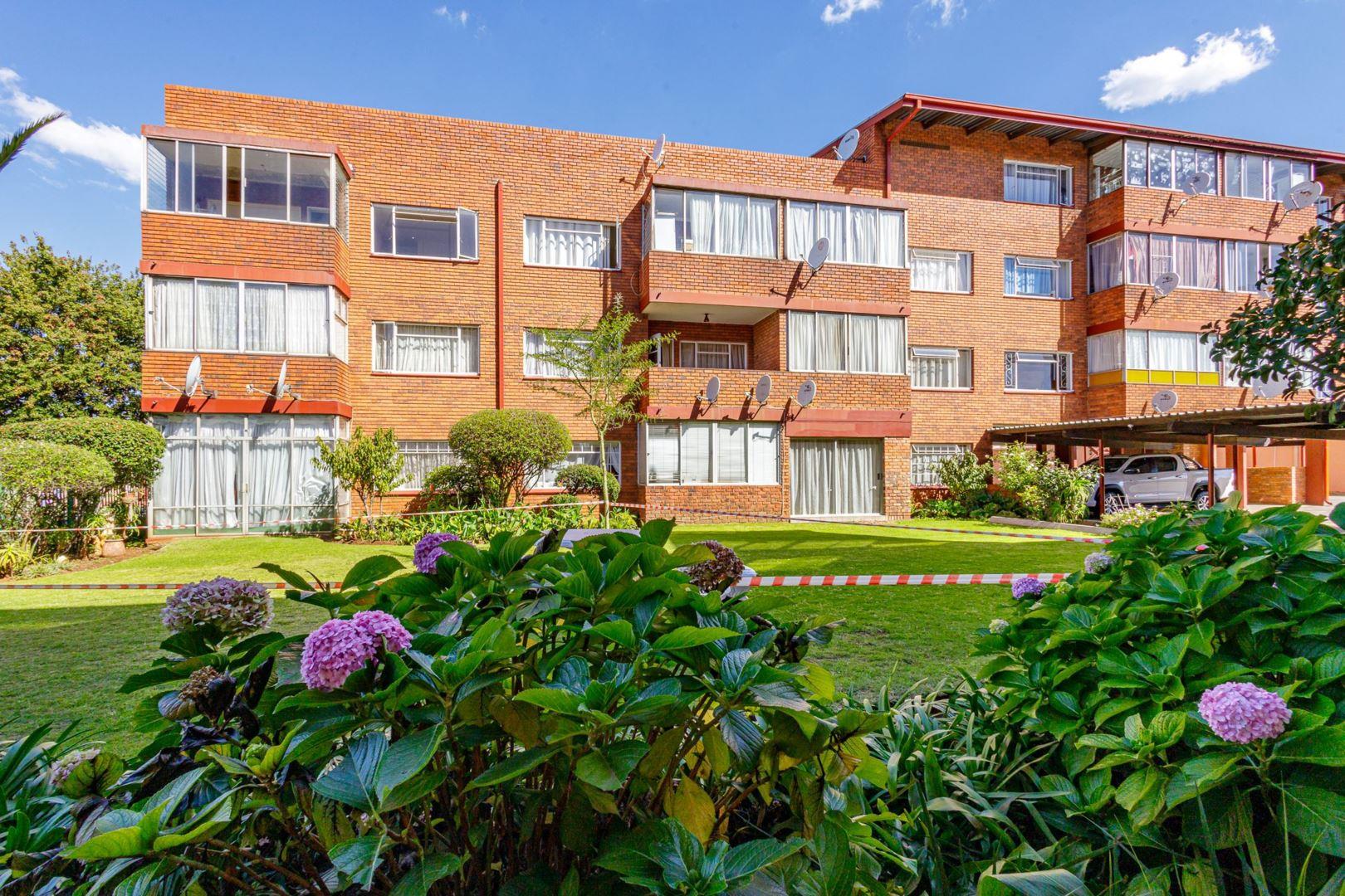 2 Bedroom Apartment / flat for sale in Malvern East P24112523576