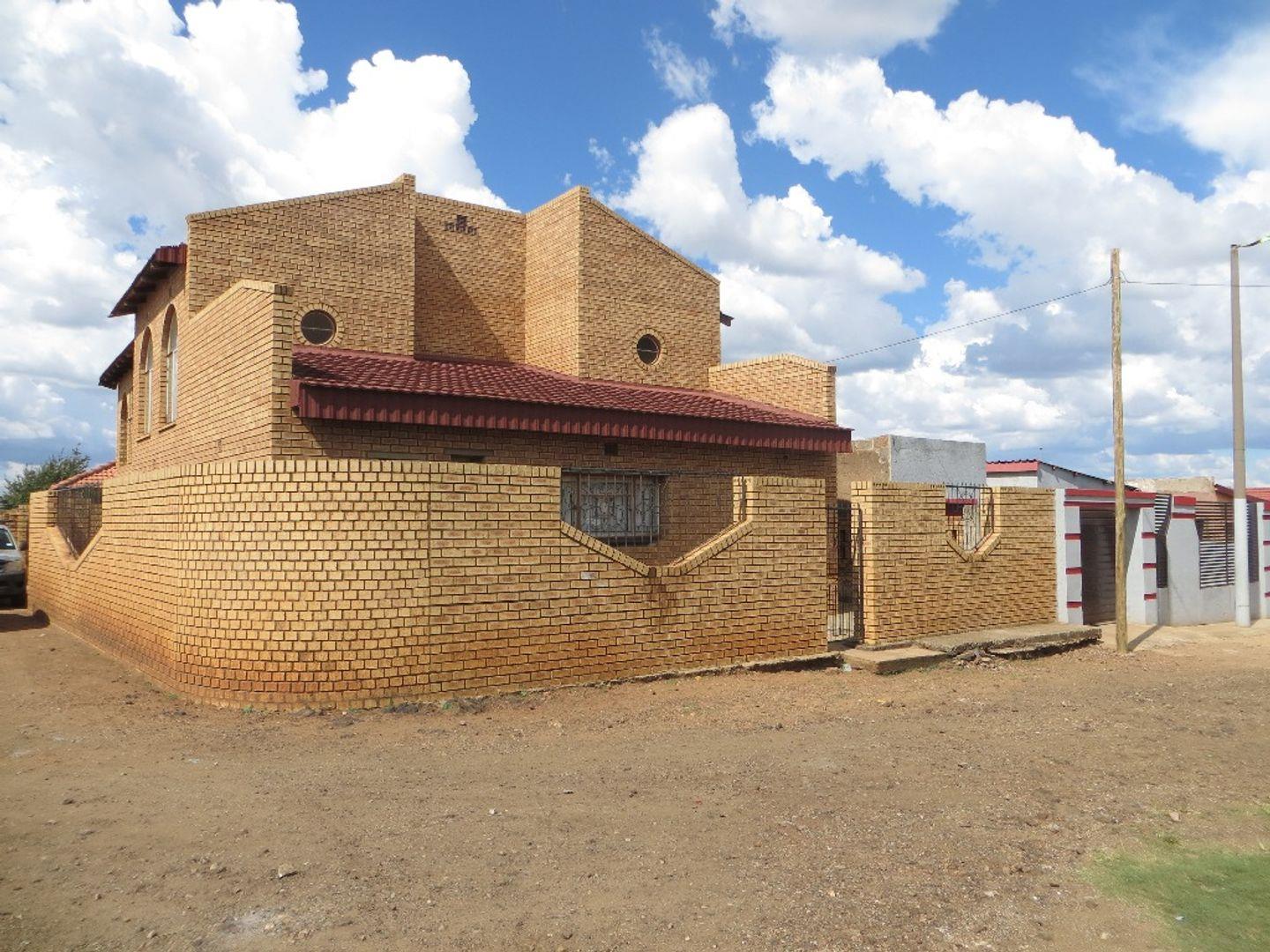 Khutsong, Carletonville Property Property and houses for sale in