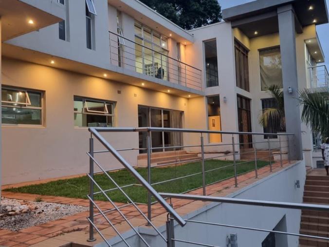 House for Sale in Greystone Park