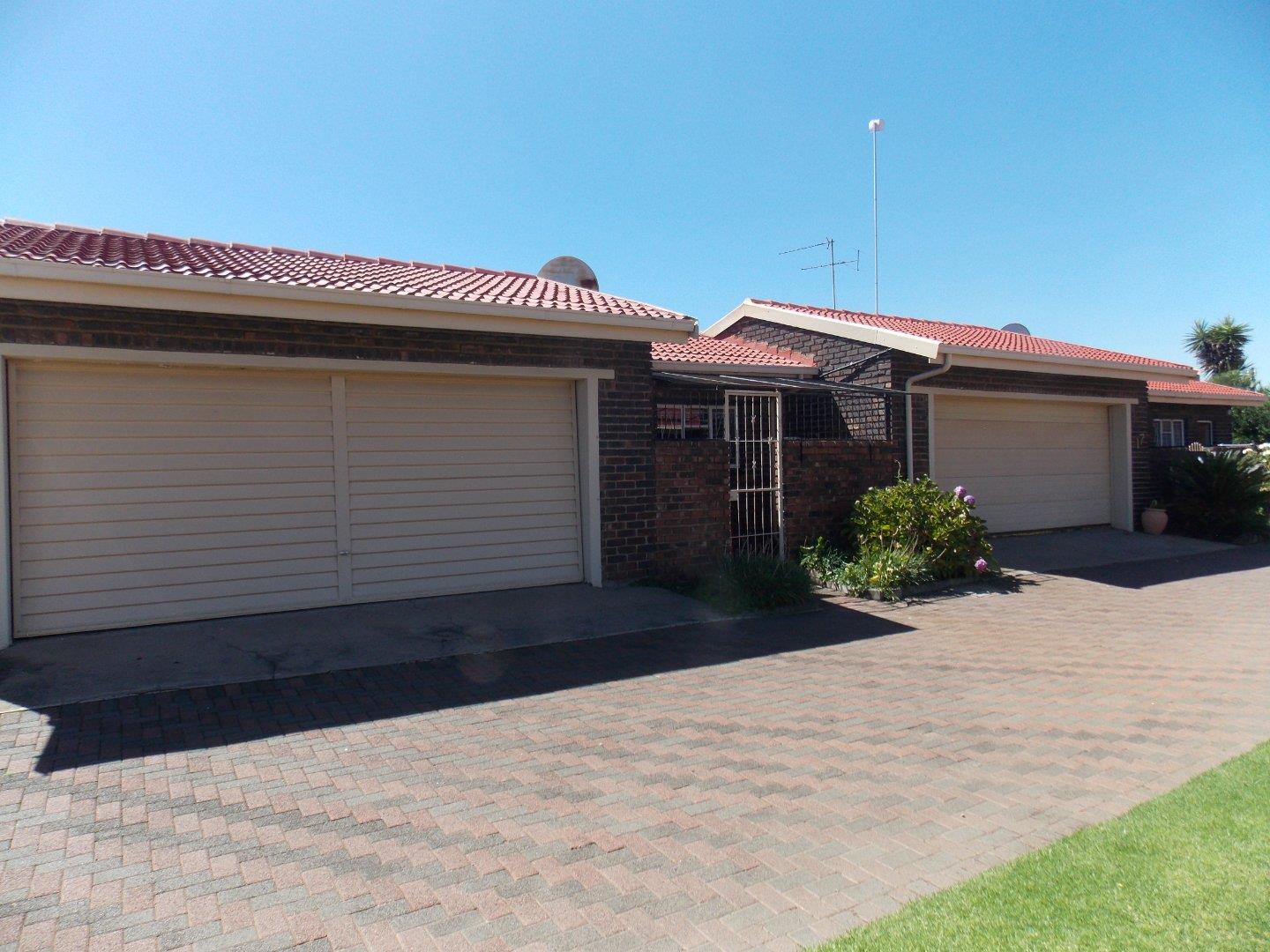 Three Rivers Property Townhouses for sale in Three Rivers Page 3