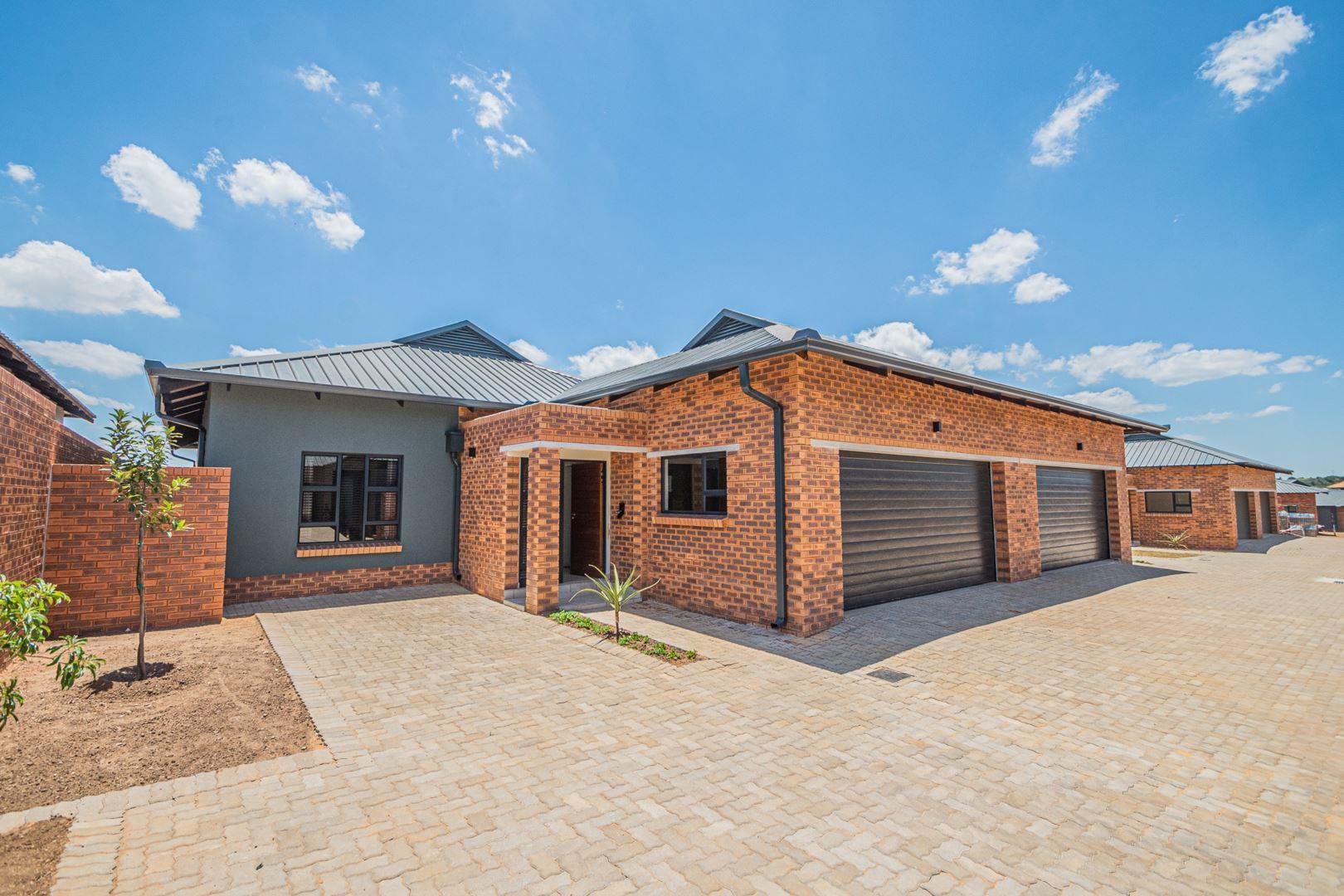 3 Bedroom House for sale in Six Fountains Residential Estate P24