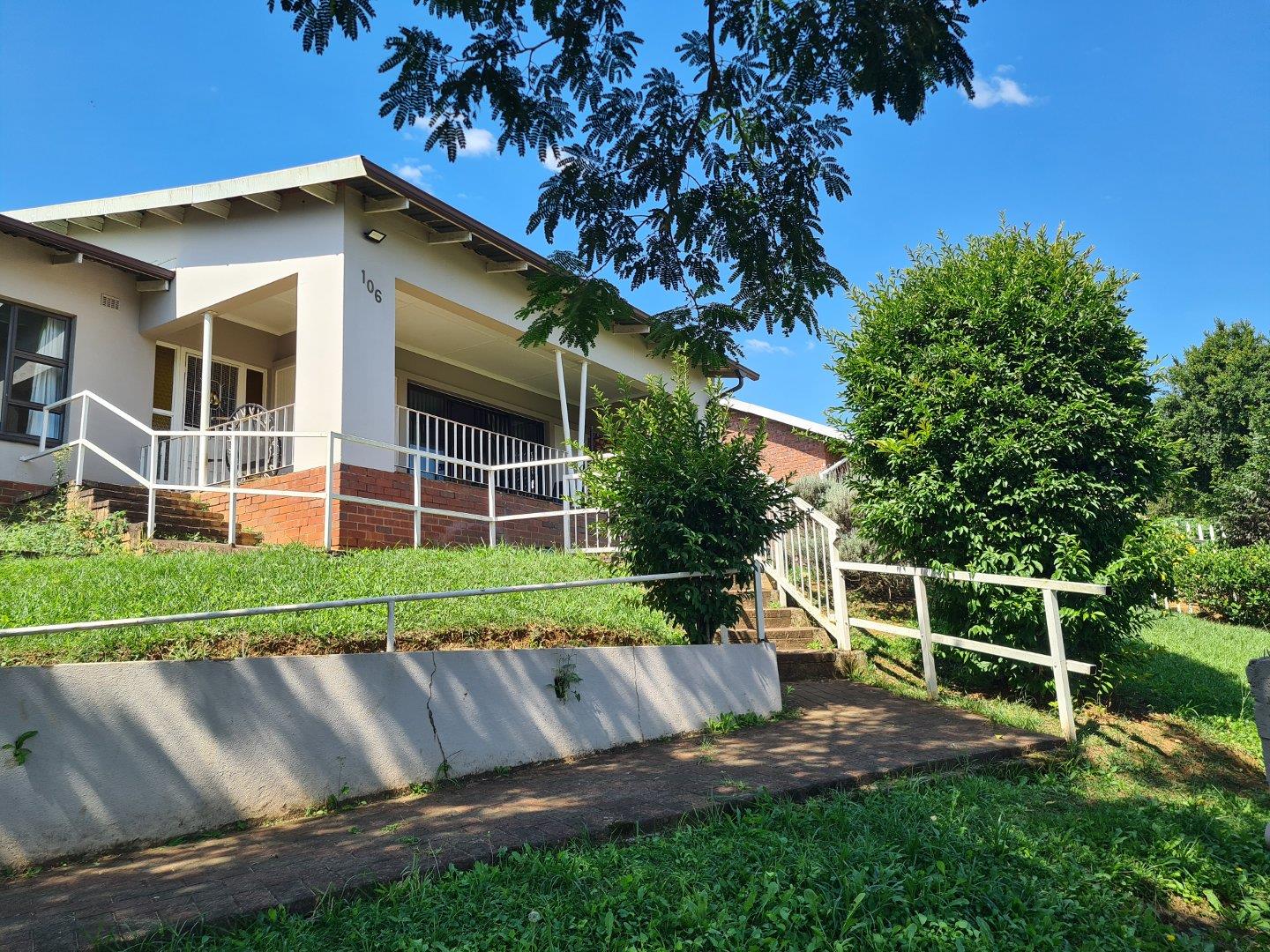 4 Bedroom House for sale in Woodlands P24112548888