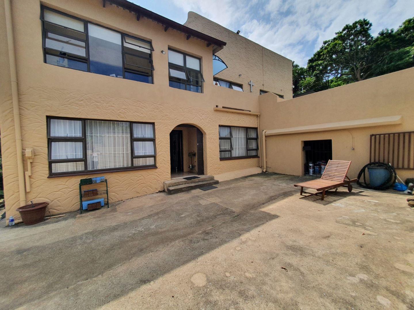 5 Bedroom House for sale in Glenmore P24112550761