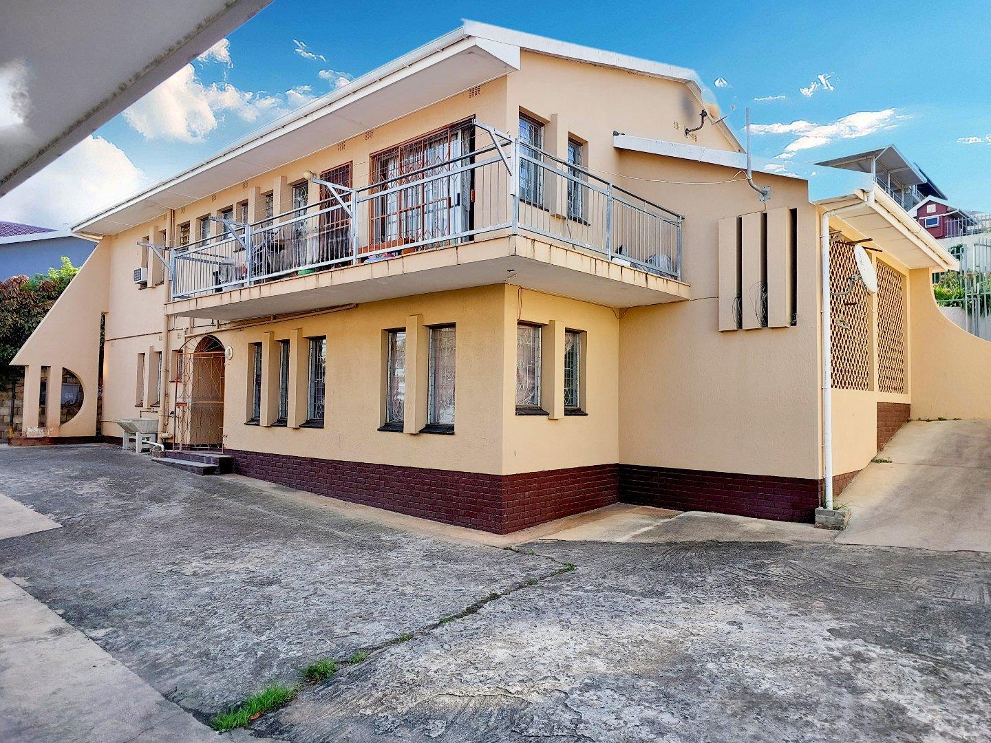 9 Bedroom House for sale in Stanger Heights P24112551897