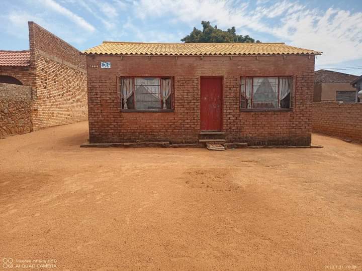 2 Bedroom House for sale in Mabopane P24112552794