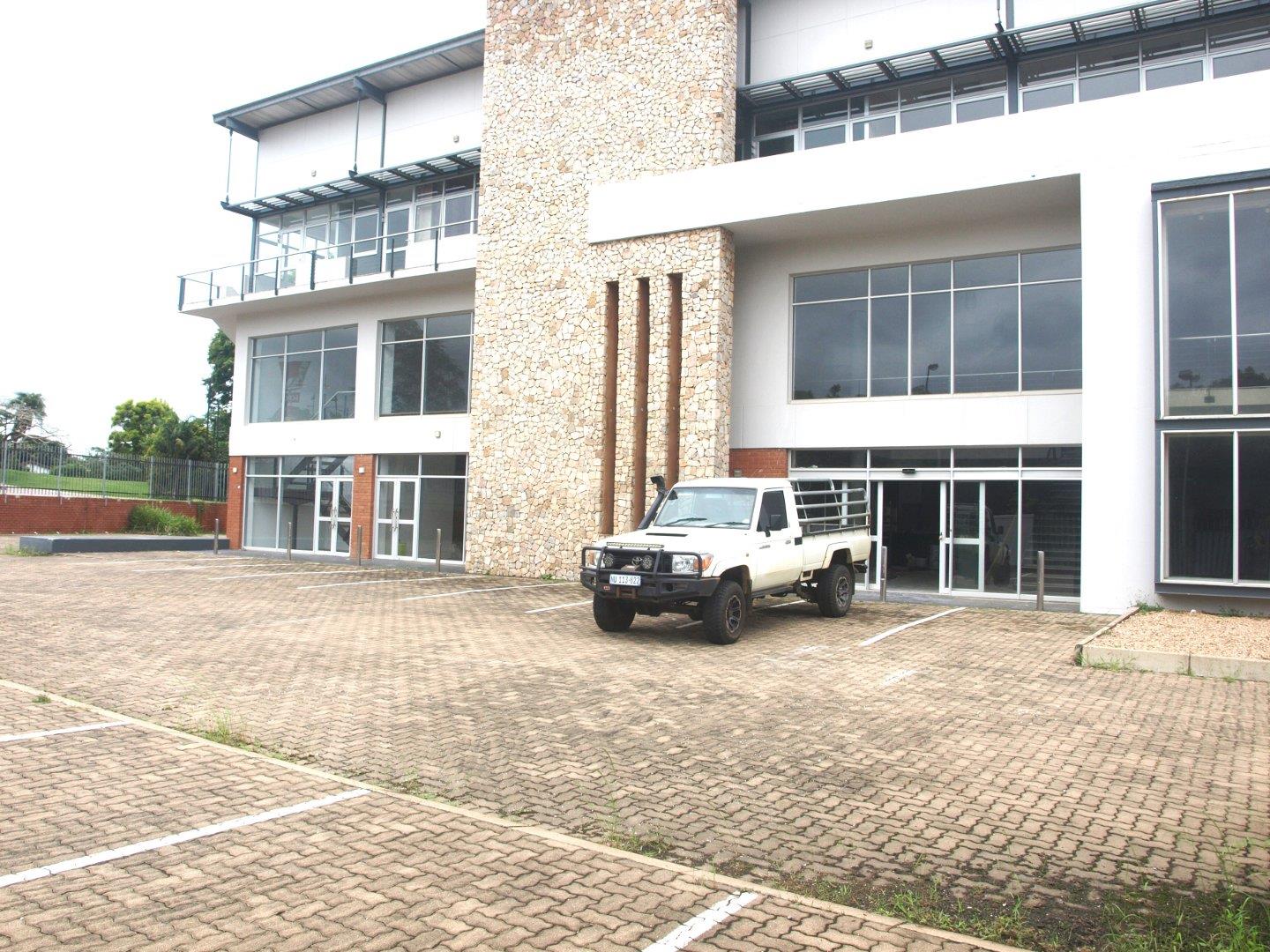 Commercial property to rent in Waterfall P24112555101