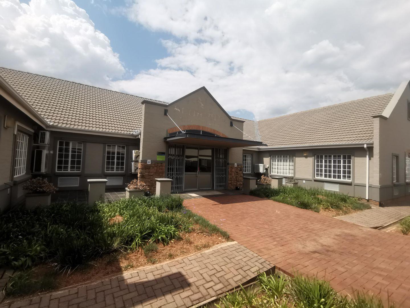 Commercial property to rent in Roodepoort Roodepoort Property