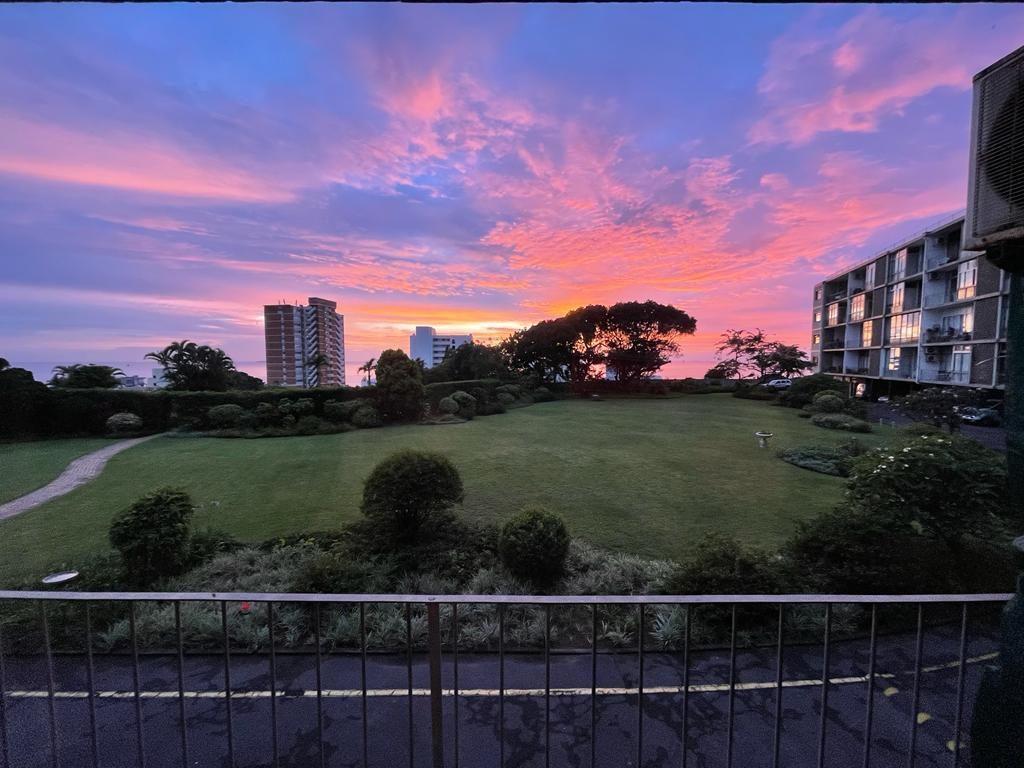 1 Bedroom Apartment / flat for sale in Umhlanga Central P24112559486