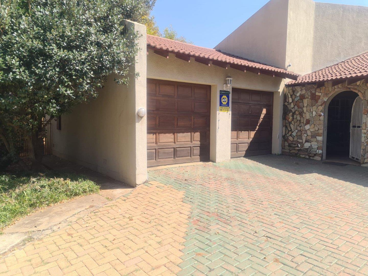 4 Bedroom House for sale in Duncanville P24112560983