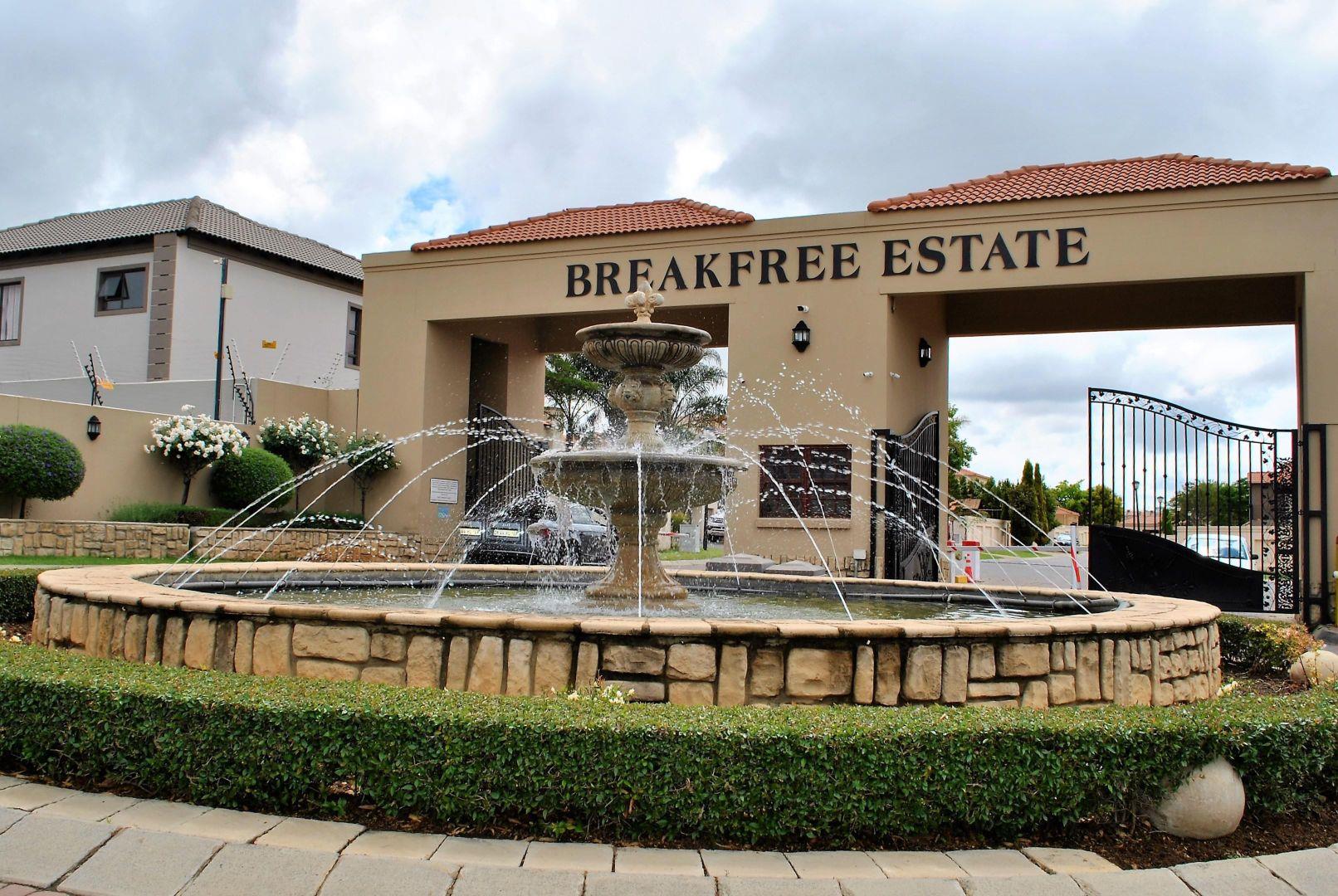 3 Bedroom House for sale in Summerset P24112561301