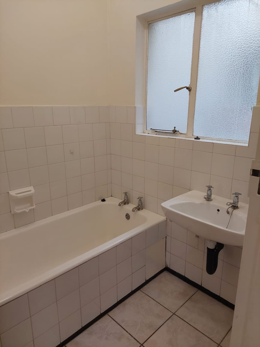 2 Bedroom Apartment / flat to rent in Bayswater P24114368622