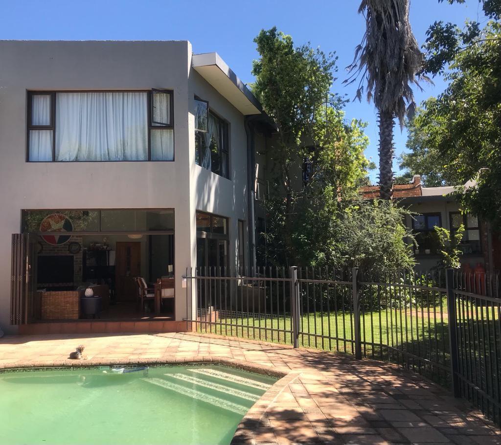 6 Bedroom House for sale in Carters Glen P24112561698