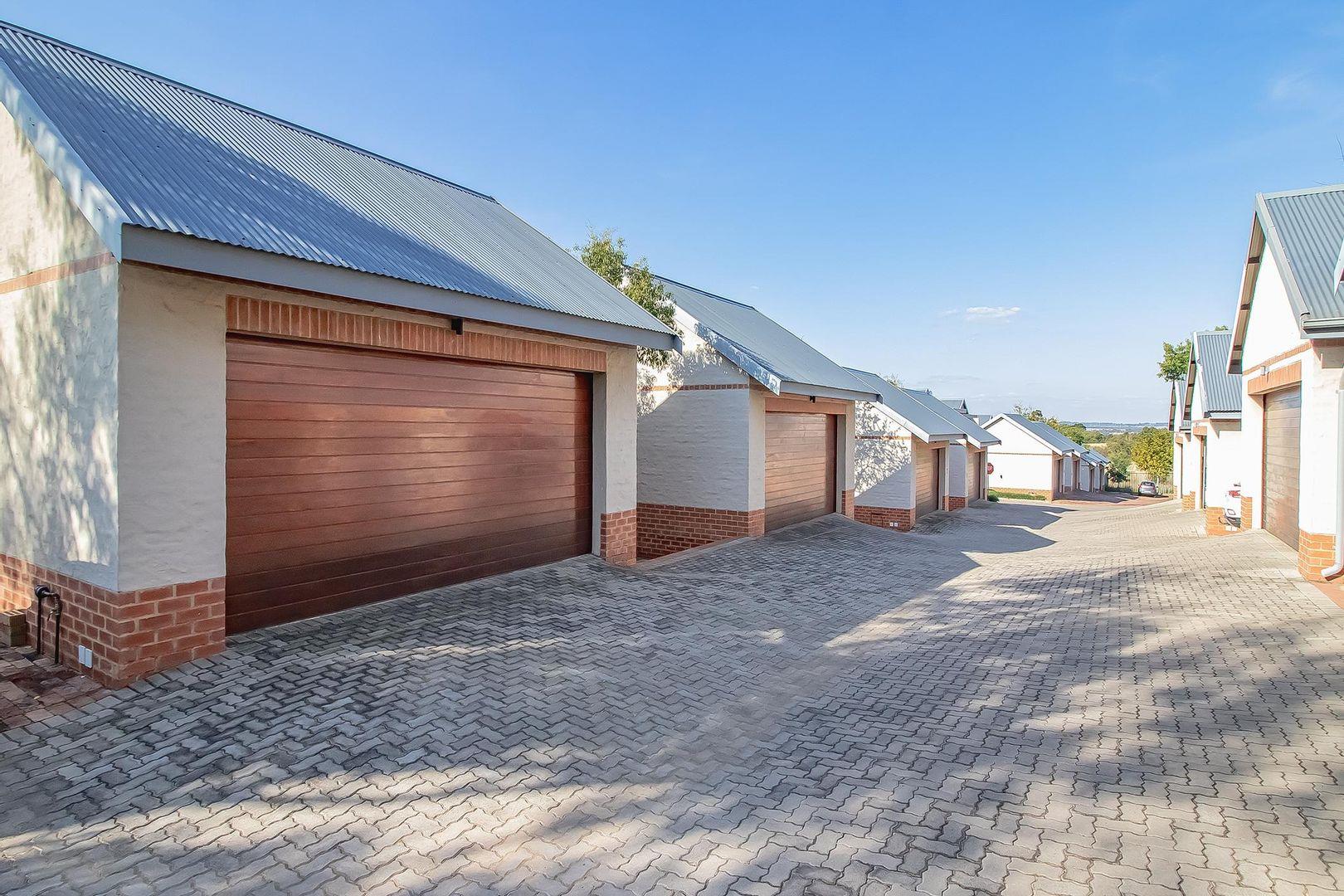 Candlewoods Country Estate Property Property and houses for sale in