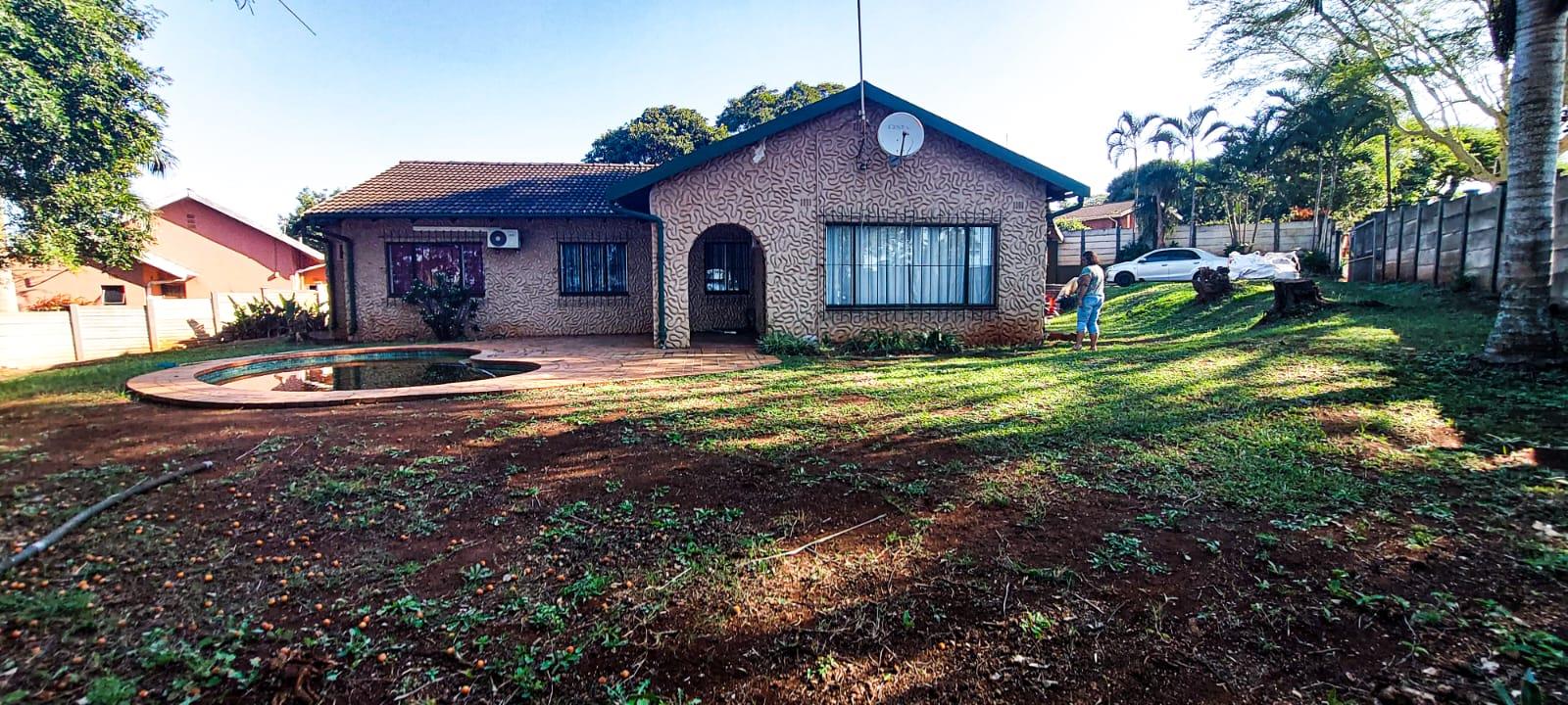 Grantham Park Property Property and houses for sale in Grantham Park Page 3