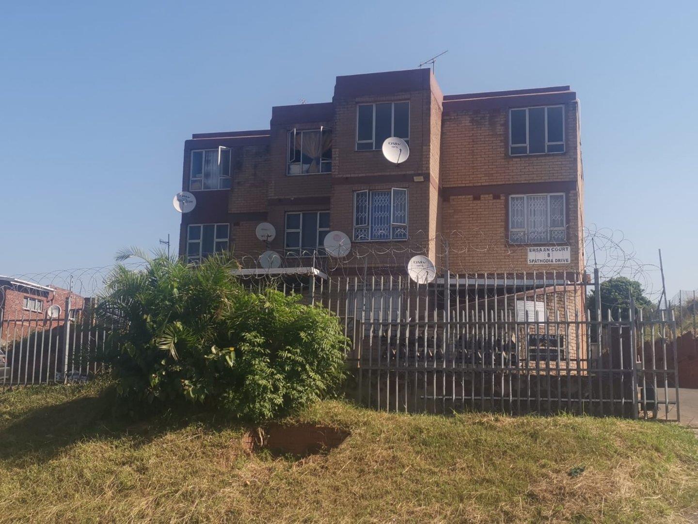 1.5 Bedroom Apartment / flat for sale in Isipingo Hills P24112567555