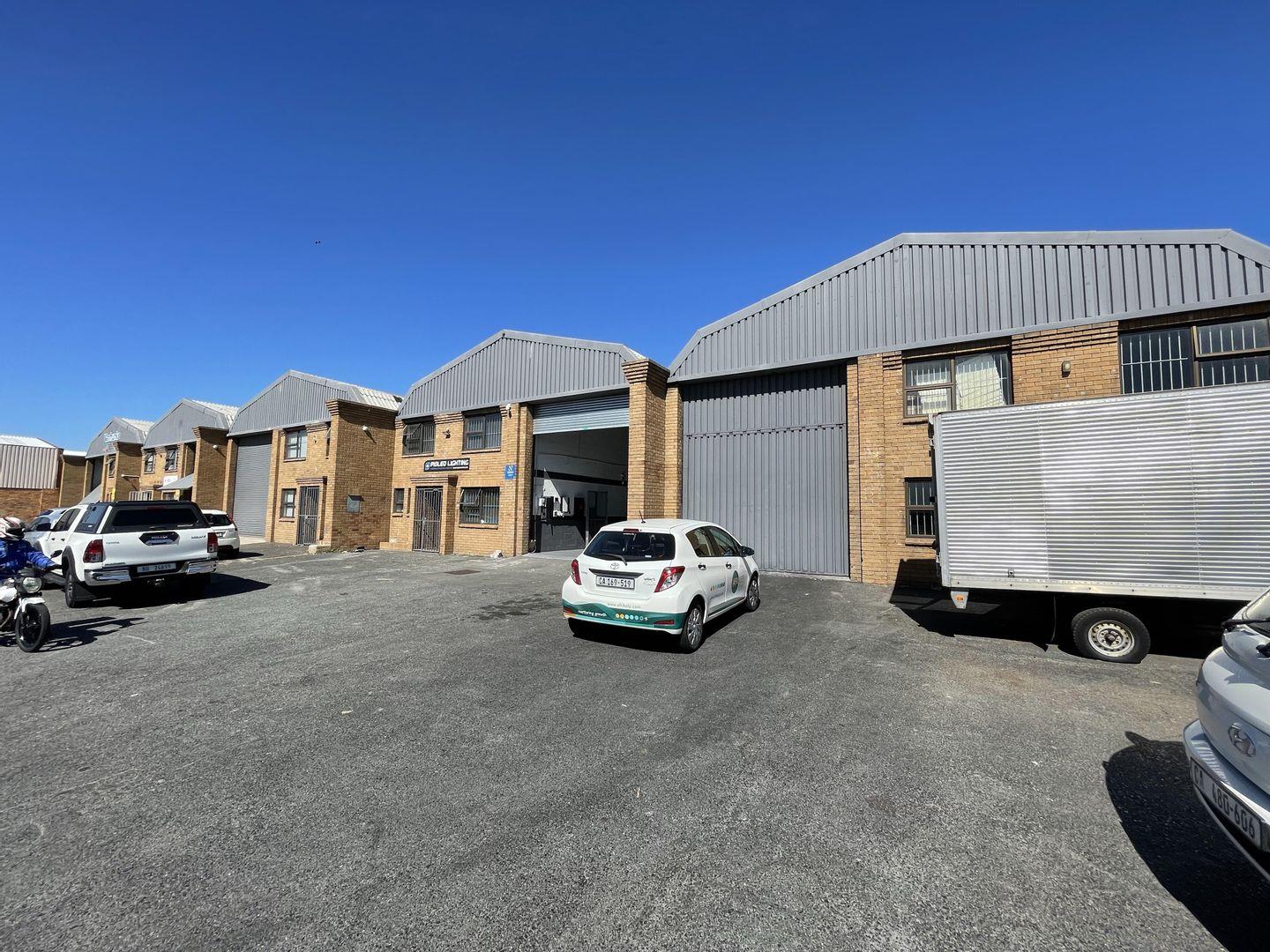 Montague Gardens Property Industrial property to rent in Montague