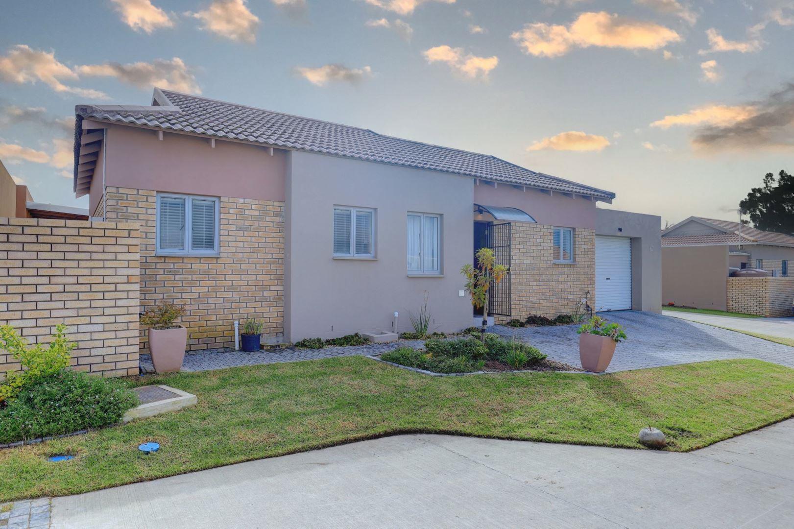 Pacaltsdorp Property Houses for sale in Pacaltsdorp