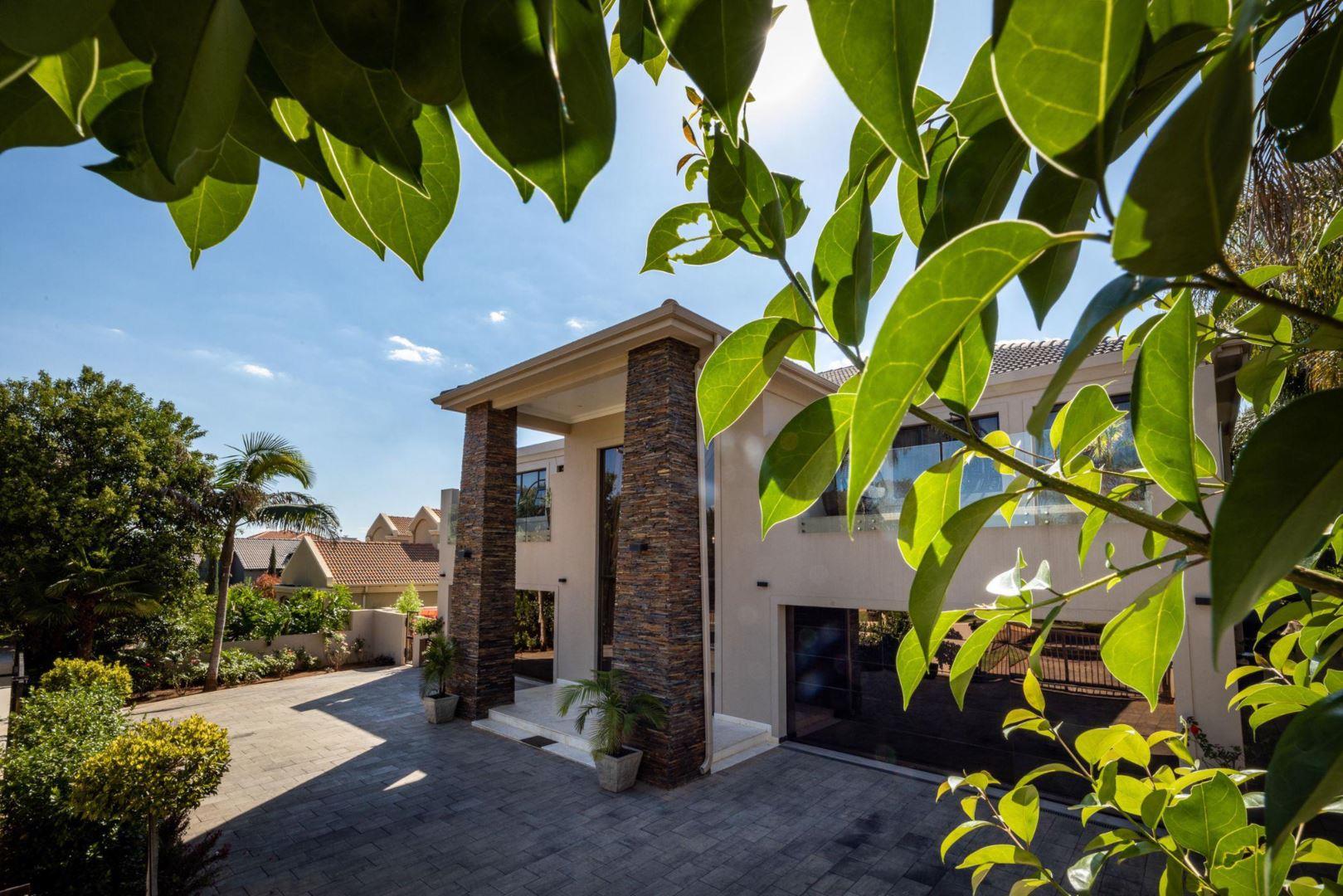 5 Bedroom House for sale in Woodhill Golf Estate 108 Glendower Drive P24109691221