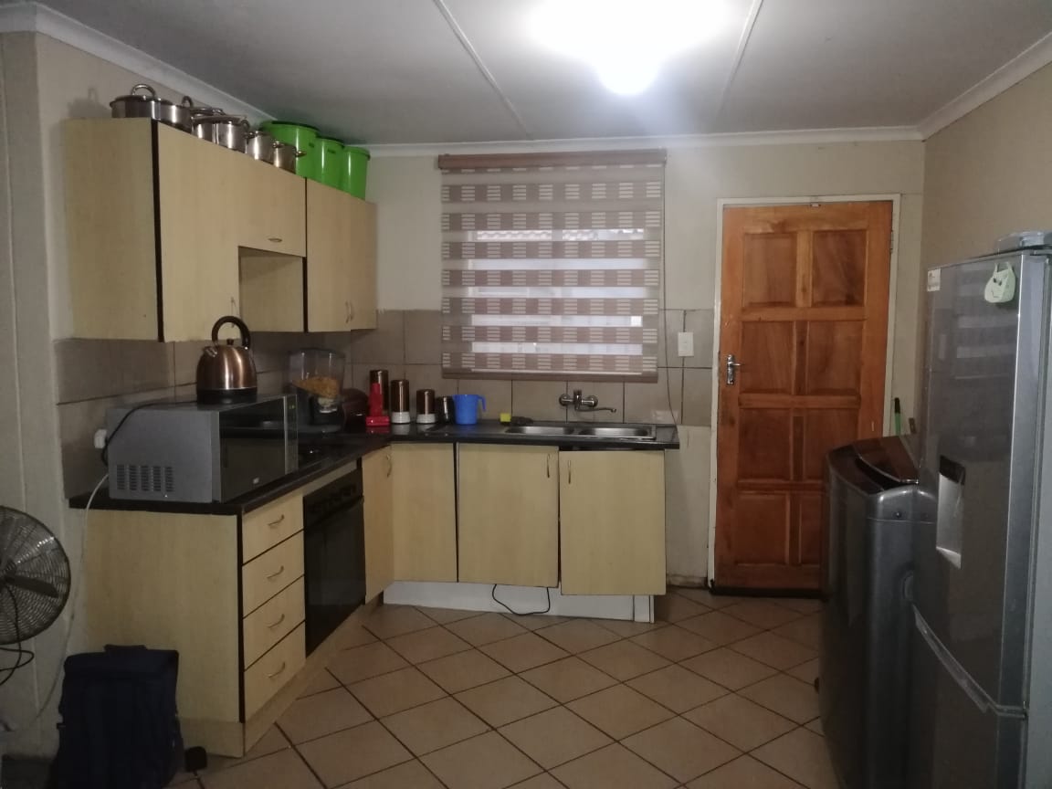 3 Bedroom House for sale in Bedworth Park P24113915639