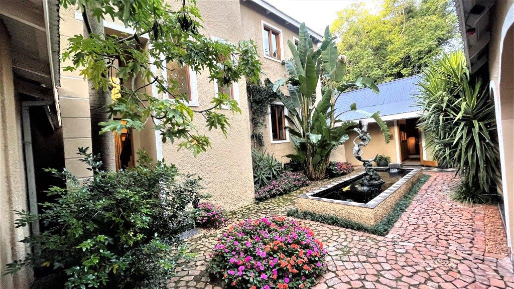 5 Bedroom House for sale in Waverley P24112575050