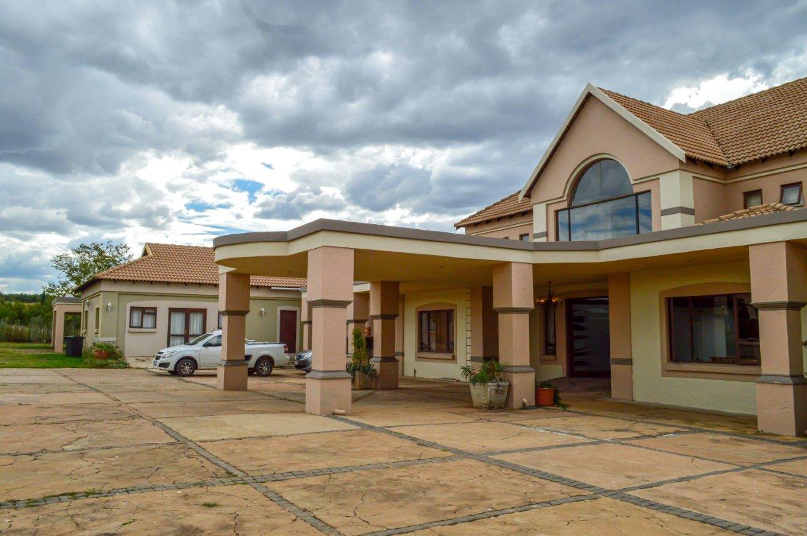 Mooikloof Equestrian Estate Property Houses for sale in Mooikloof