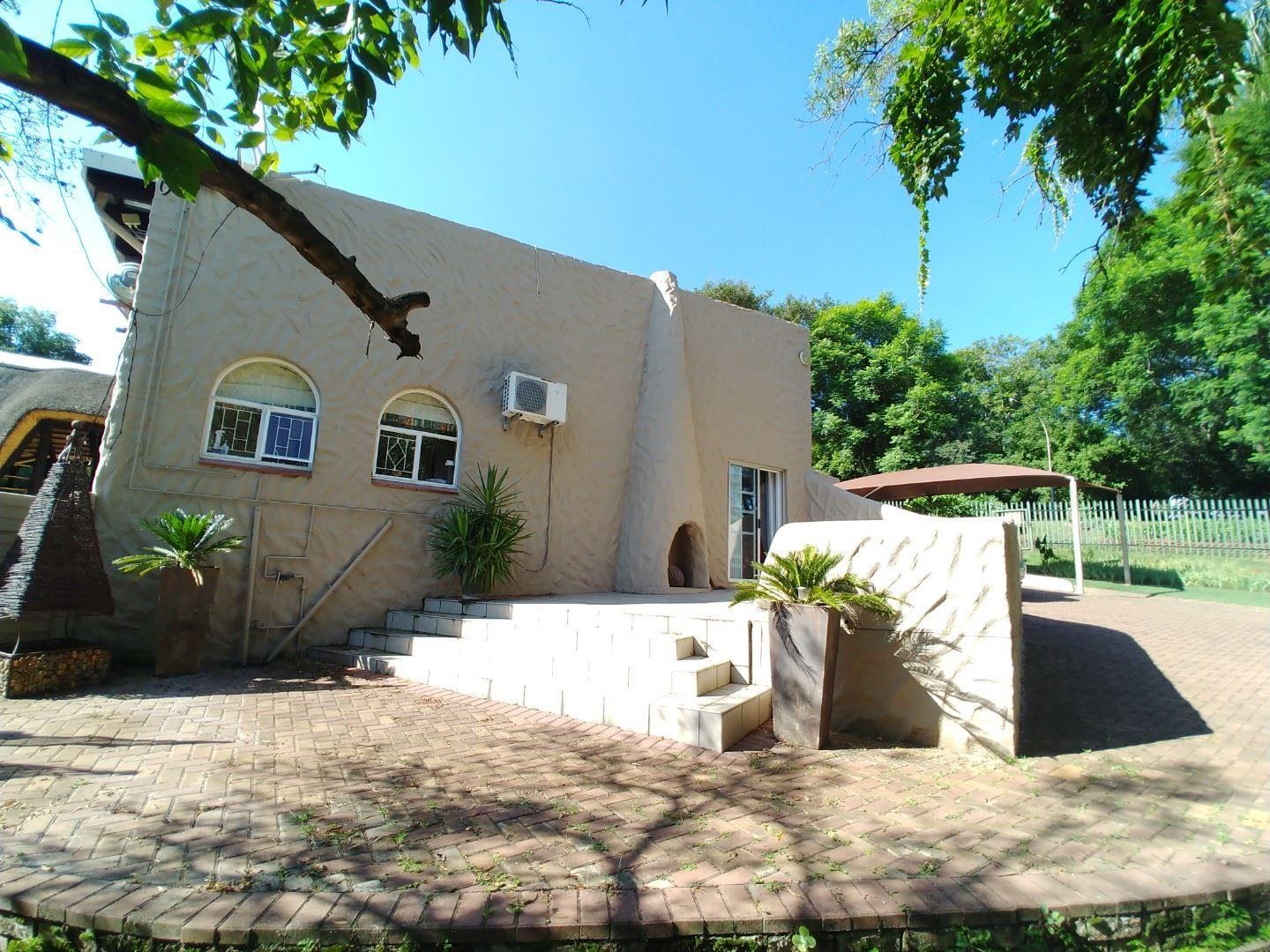 Signal Hill, Newcastle Property Property and houses for sale in