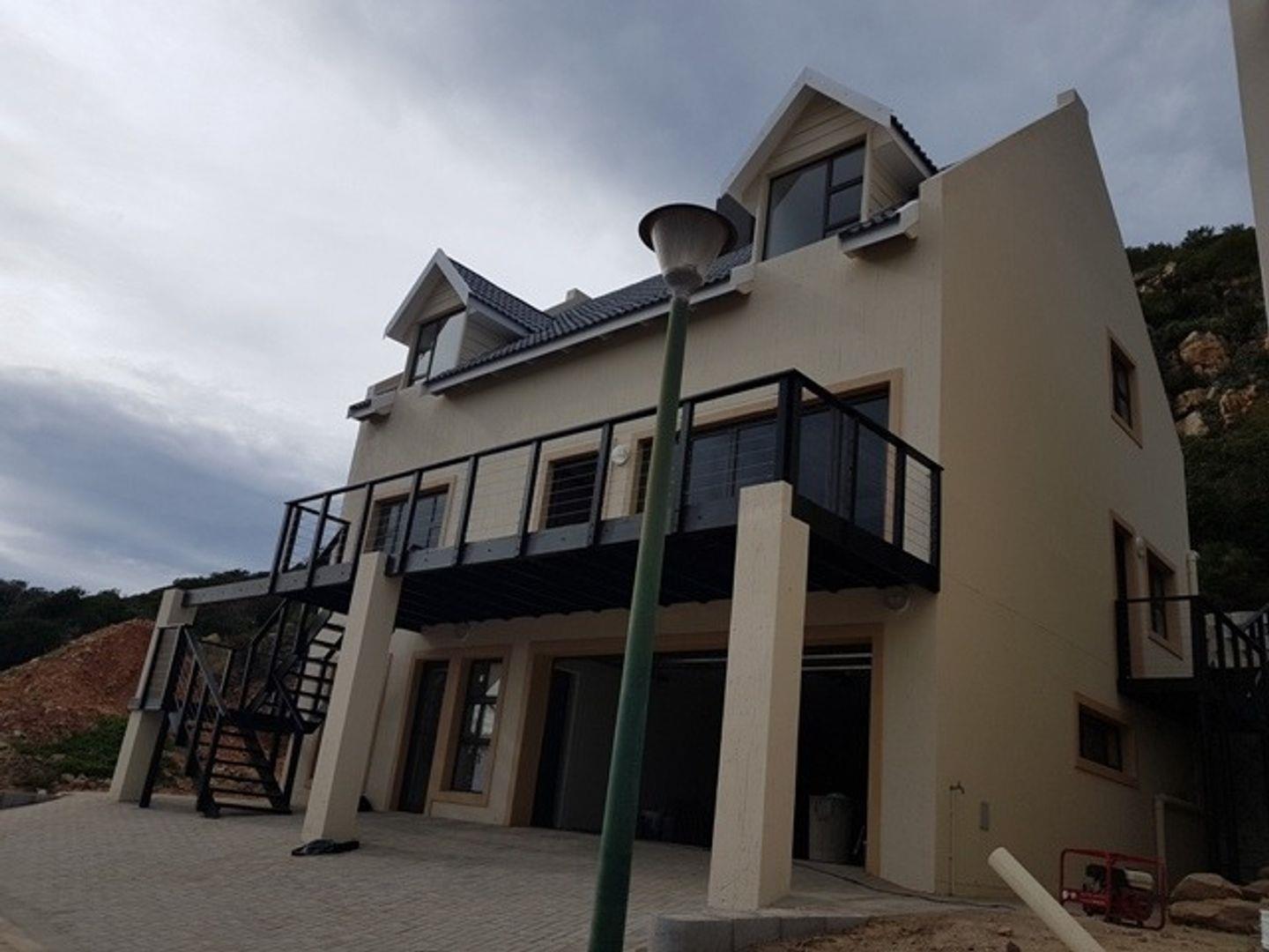 4 Bedroom House for sale in Island View P24112579005