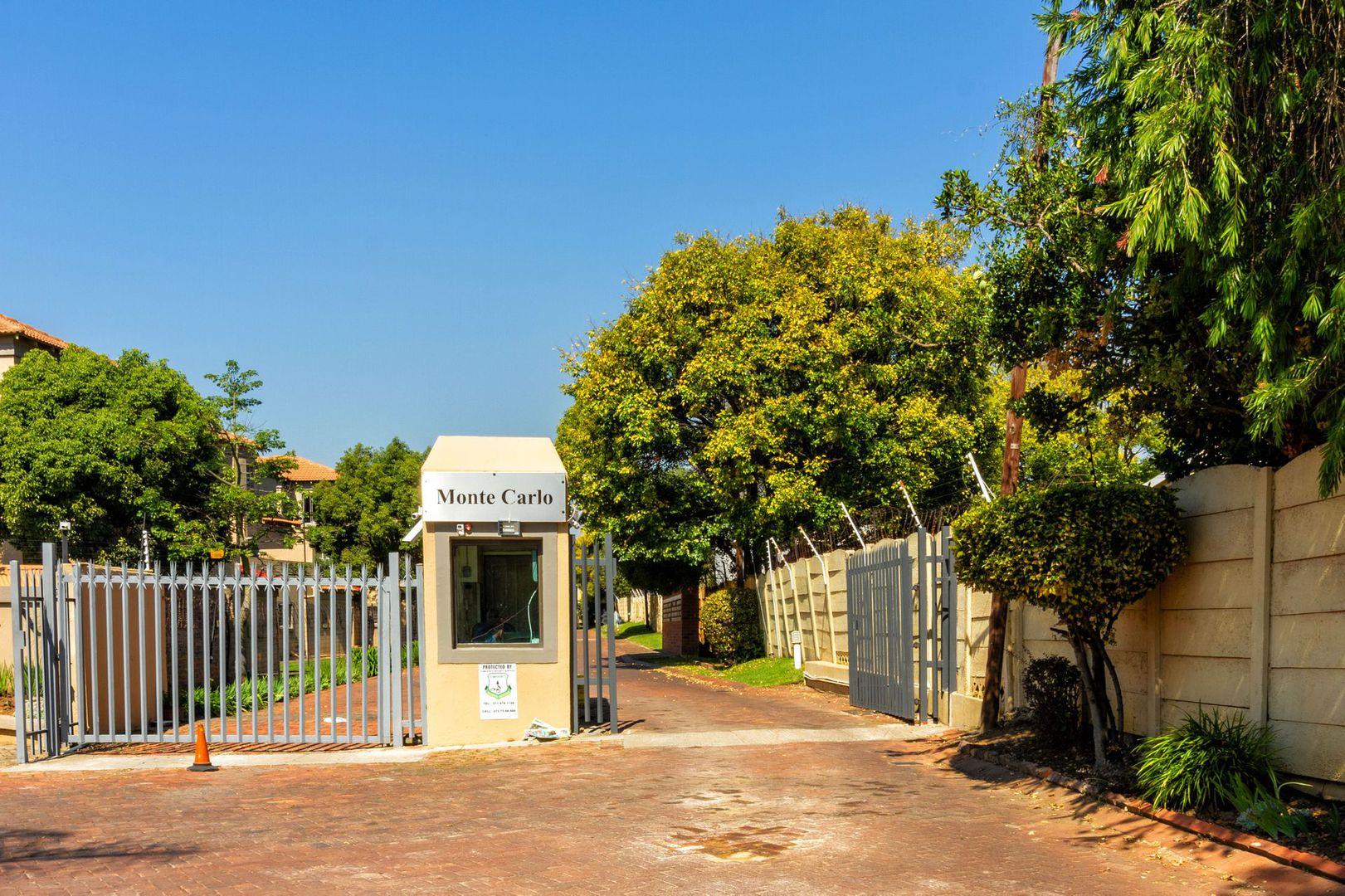 Weltevreden Park Property Property and houses for sale in Weltevreden