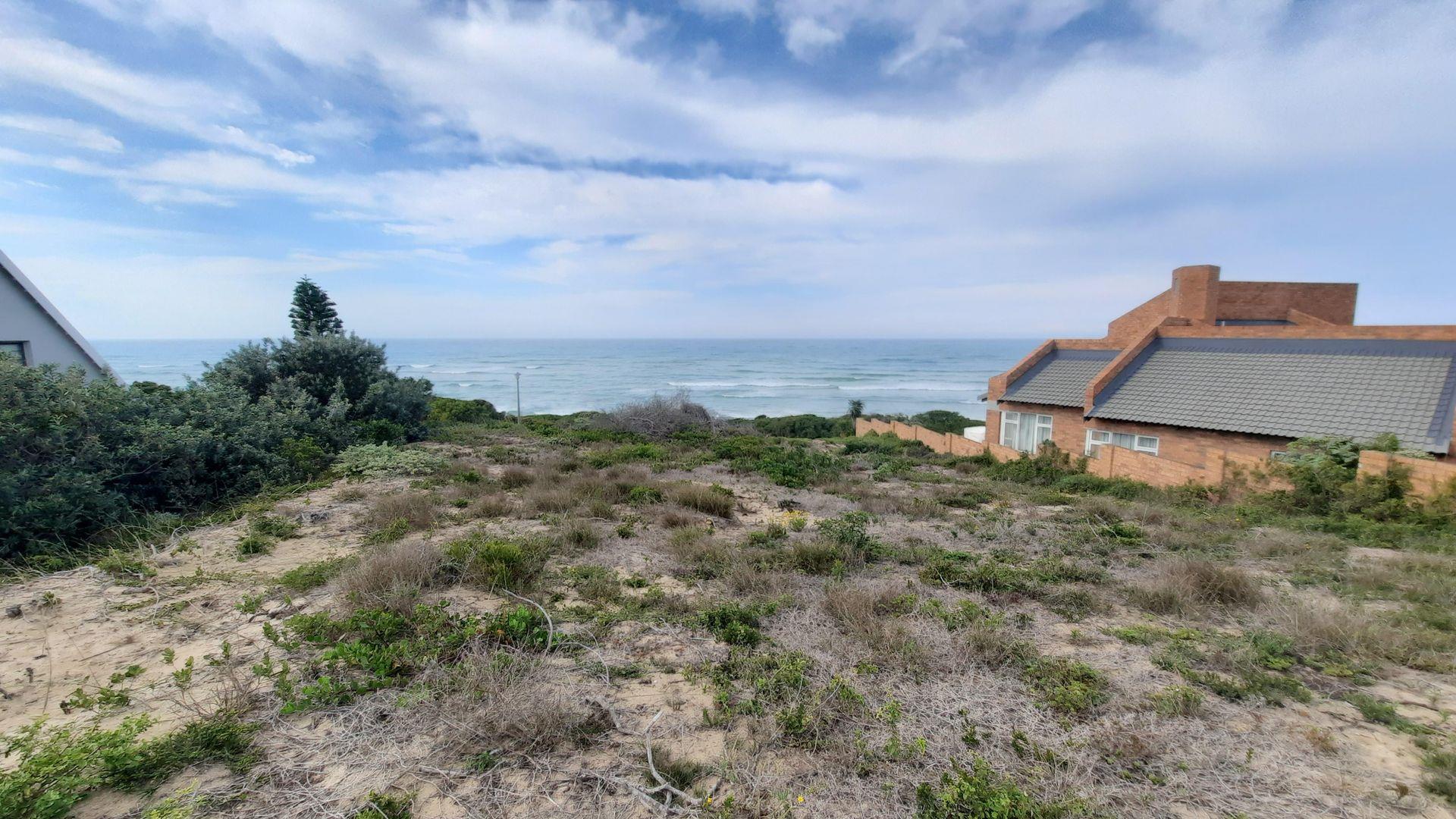 Paradise Beach, Jeffreys Bay Property Property and houses for sale in