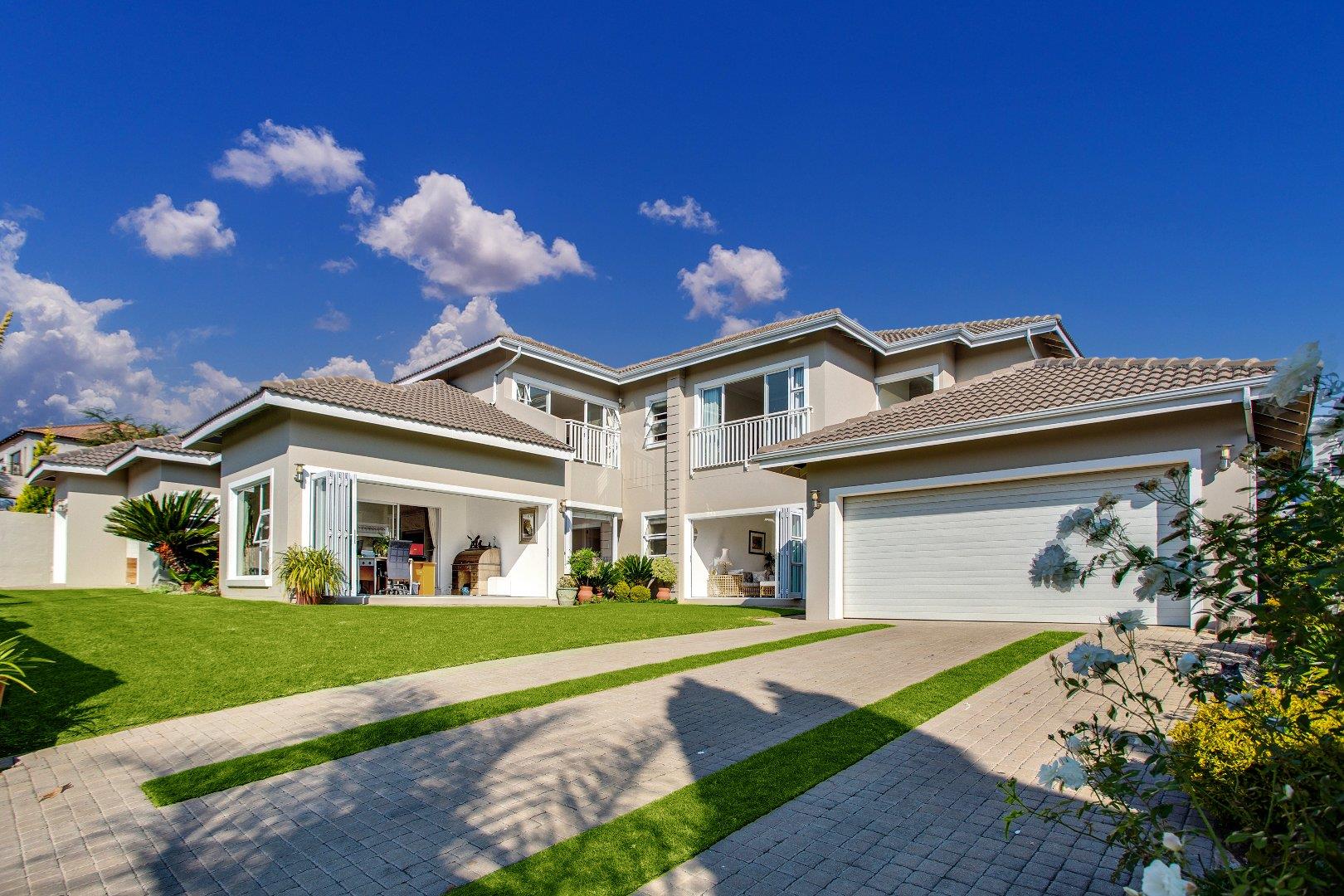 5 Bedroom House for sale in Broadacres P24112581331