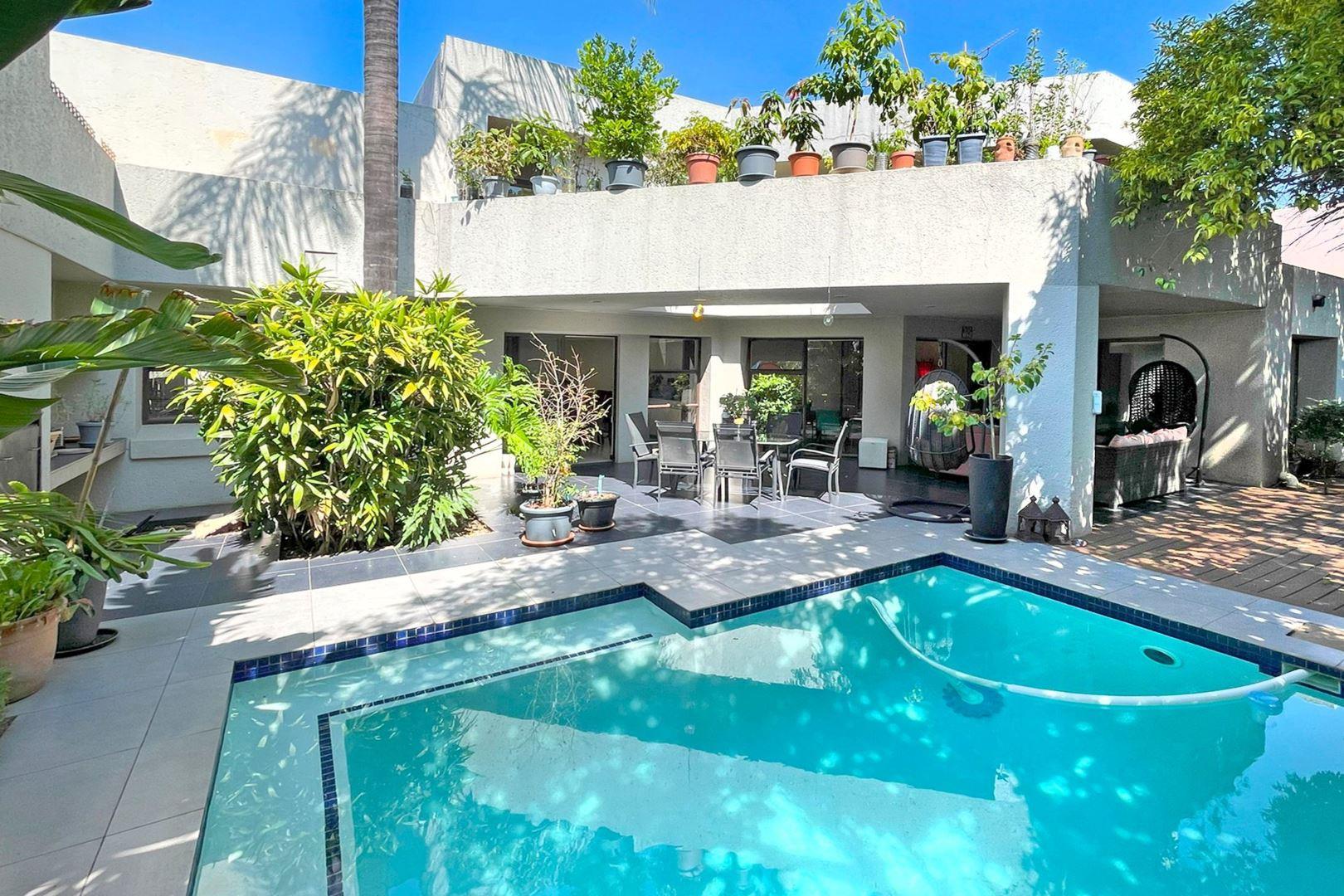 3 Bedroom House for sale in Morningside P24112581885