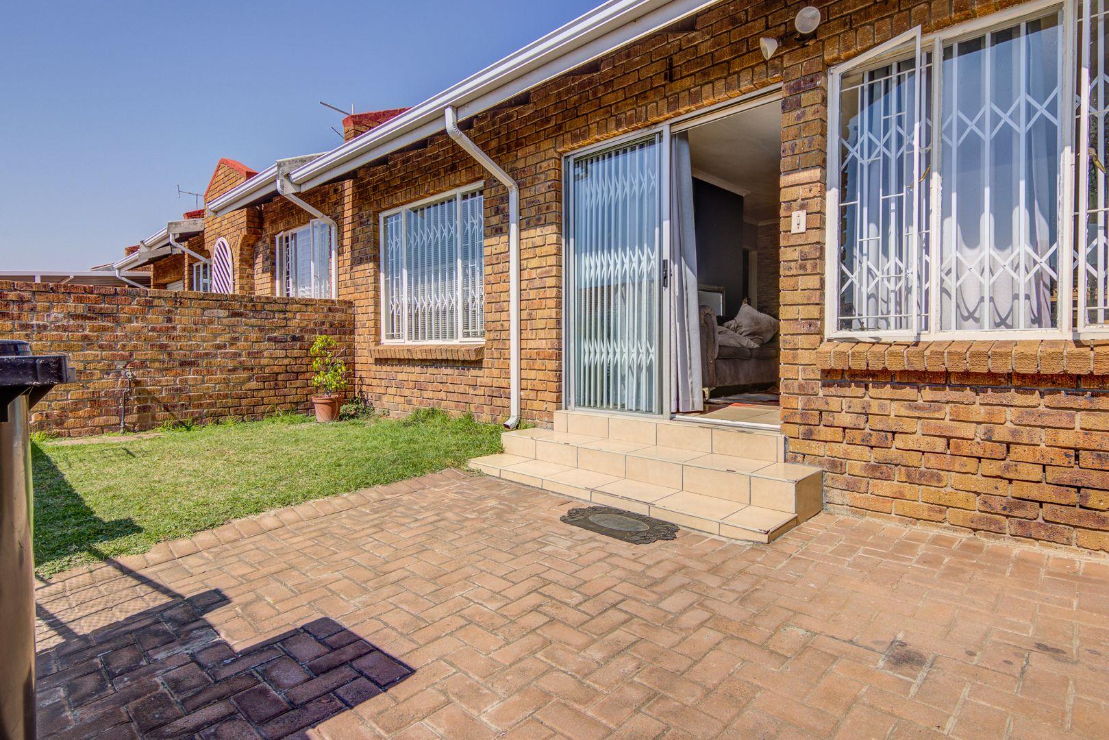 Norkem Park Property Townhouses for sale in Norkem Park Property24