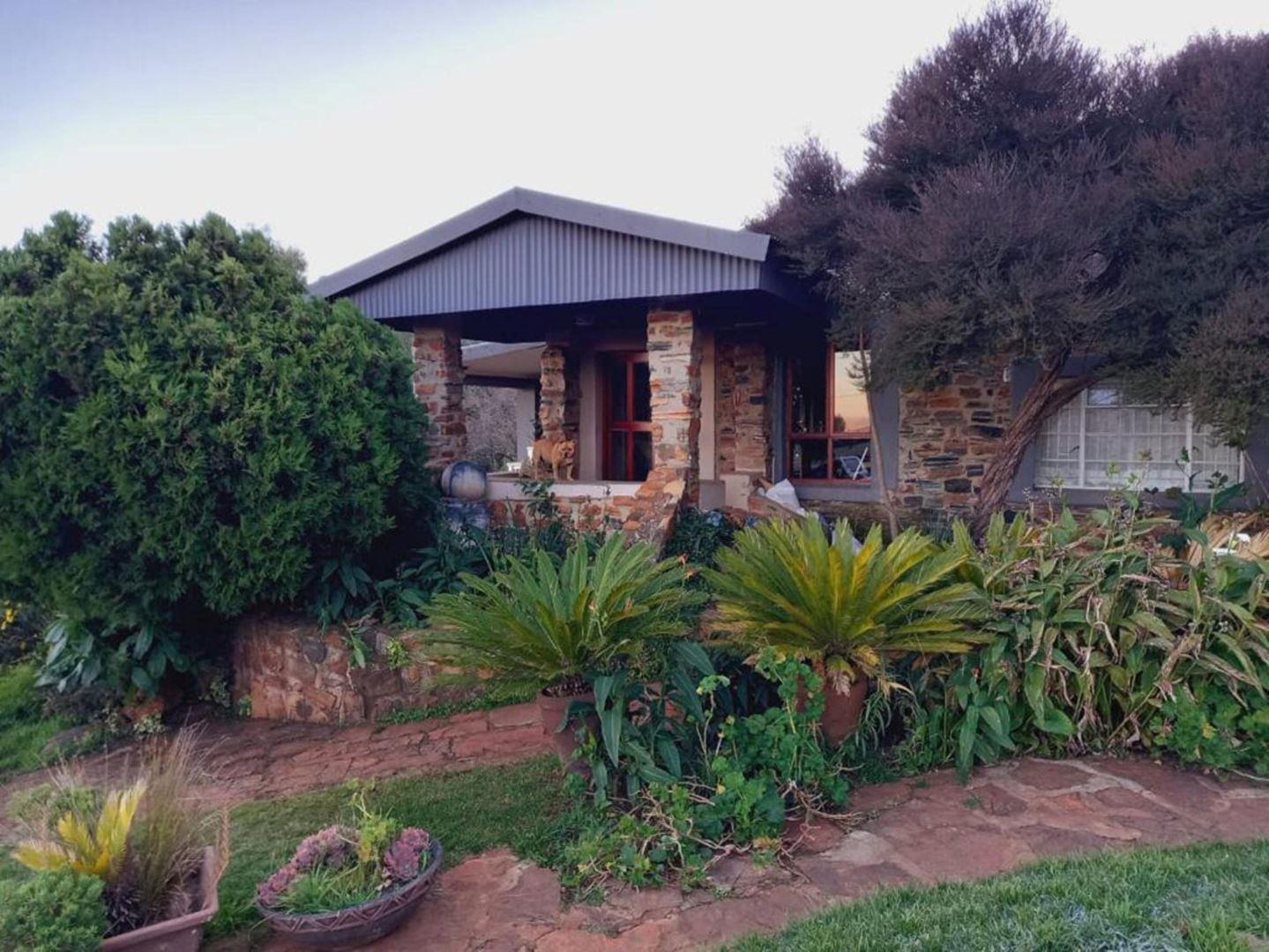 Farm for sale in Belfast Rural P24112576575