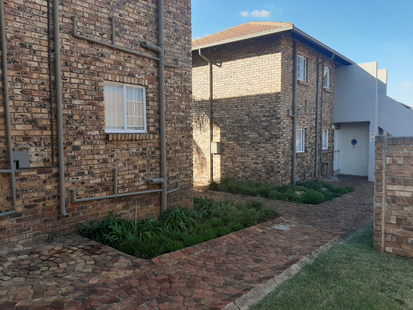 Highveld, Centurion Property Apartments / flats for sale in Highveld