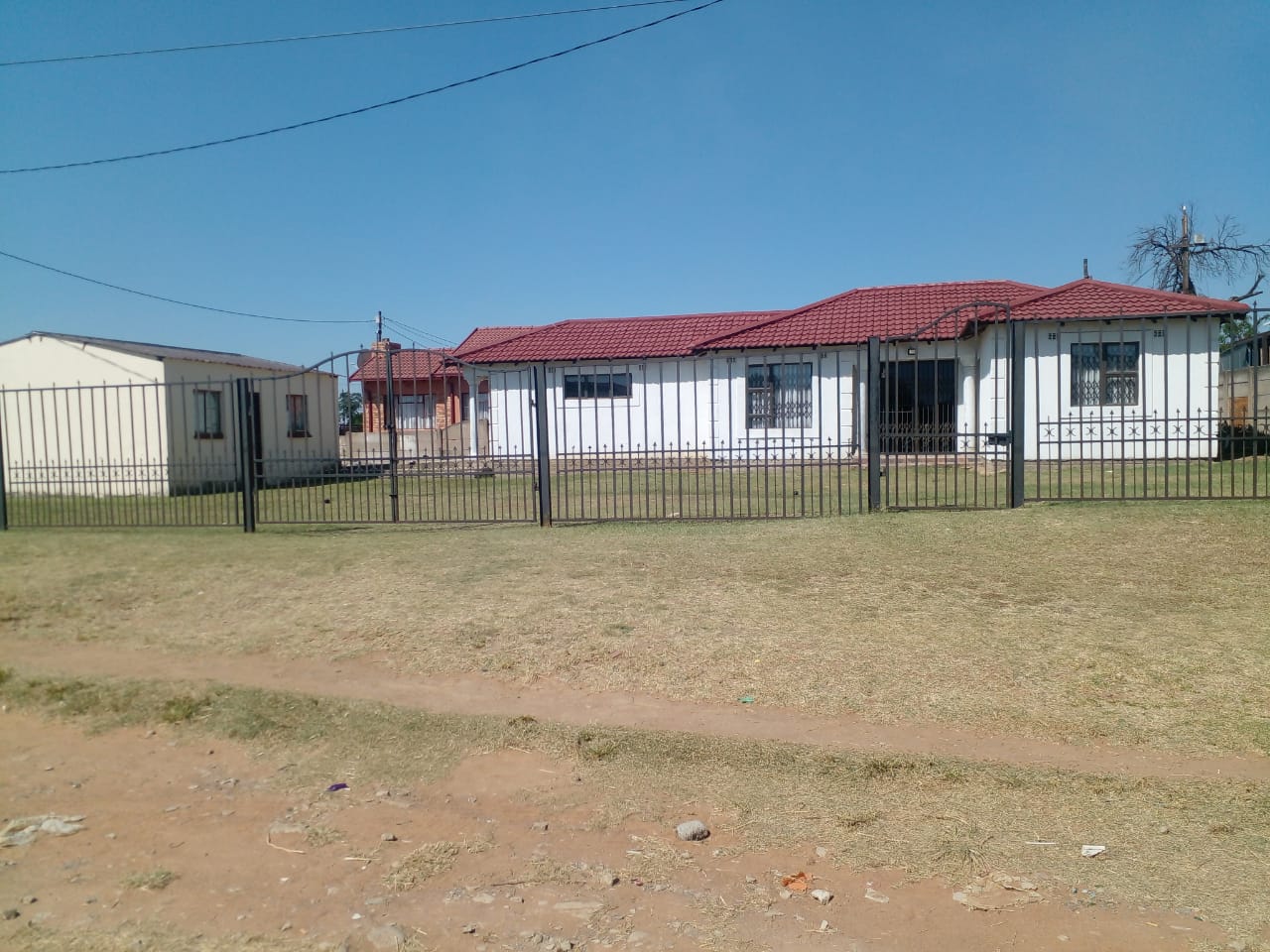 Madadeni F Property Property and houses for sale in Madadeni F