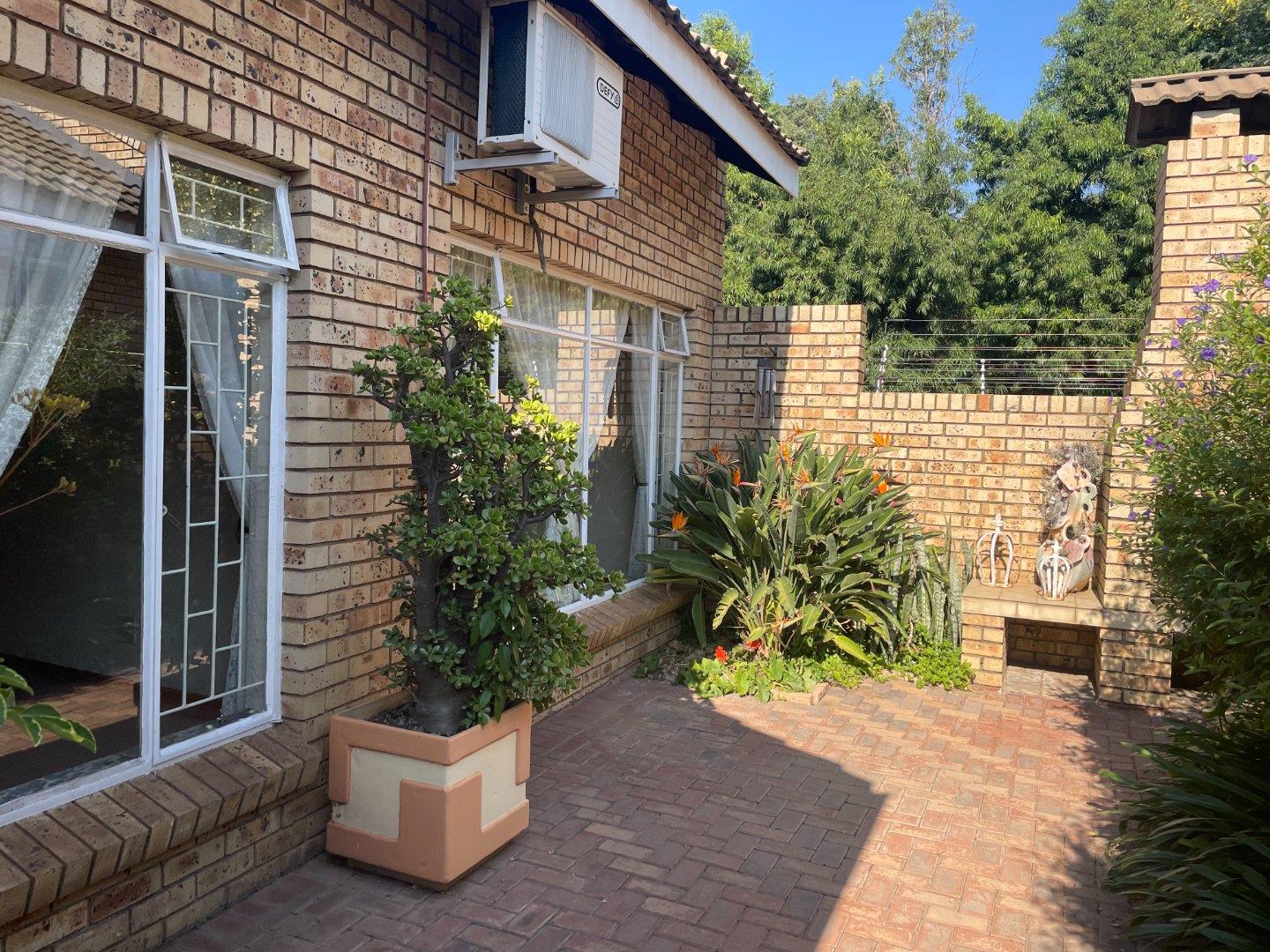 Townhouses for sale in Vanderbijlpark Vanderbijlpark Property