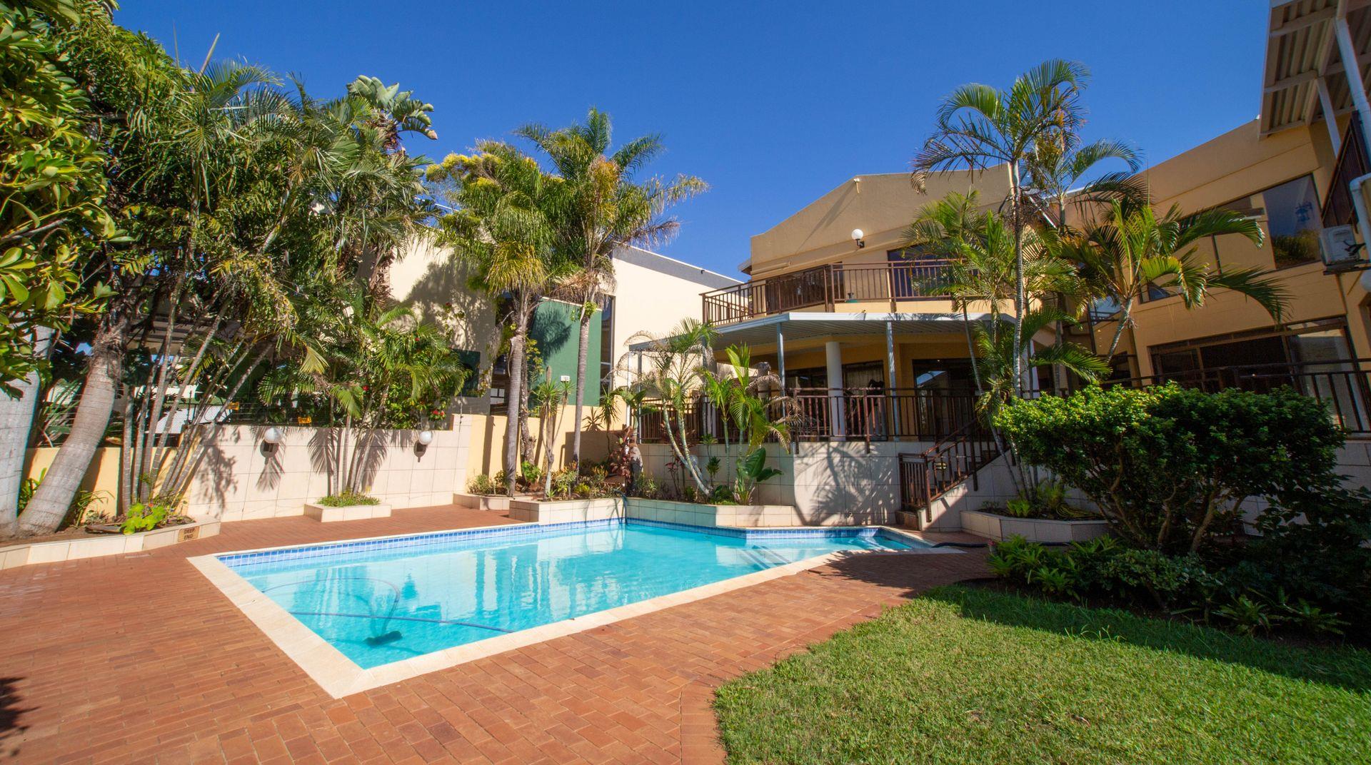 7 Bedroom House for sale in Umhlanga Ridge P24112600538