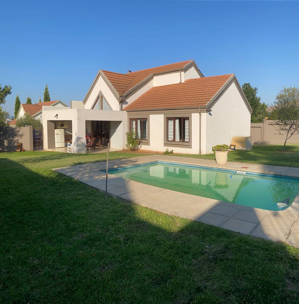 Broadacres Property Property and houses to rent in Broadacres