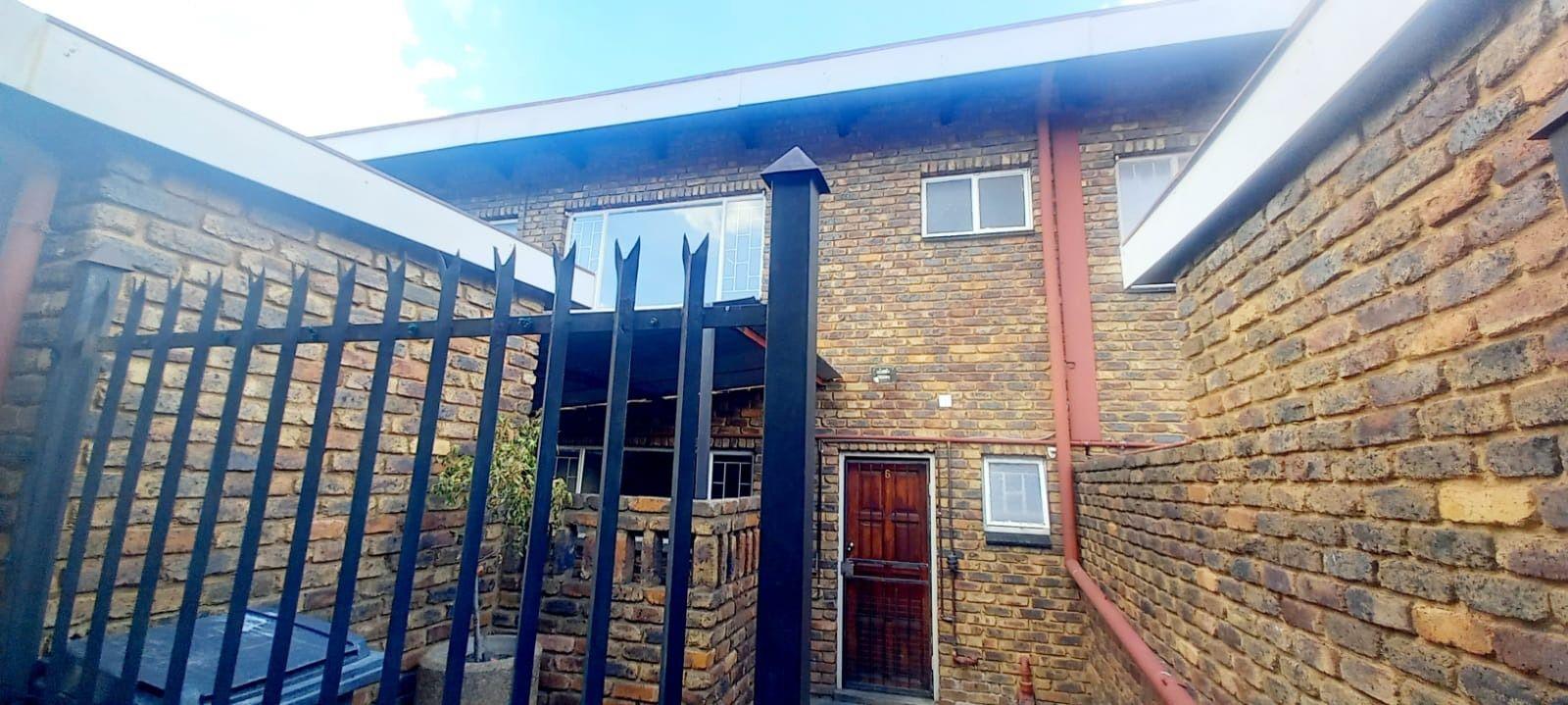 Silverton Property Townhouses for sale in Silverton