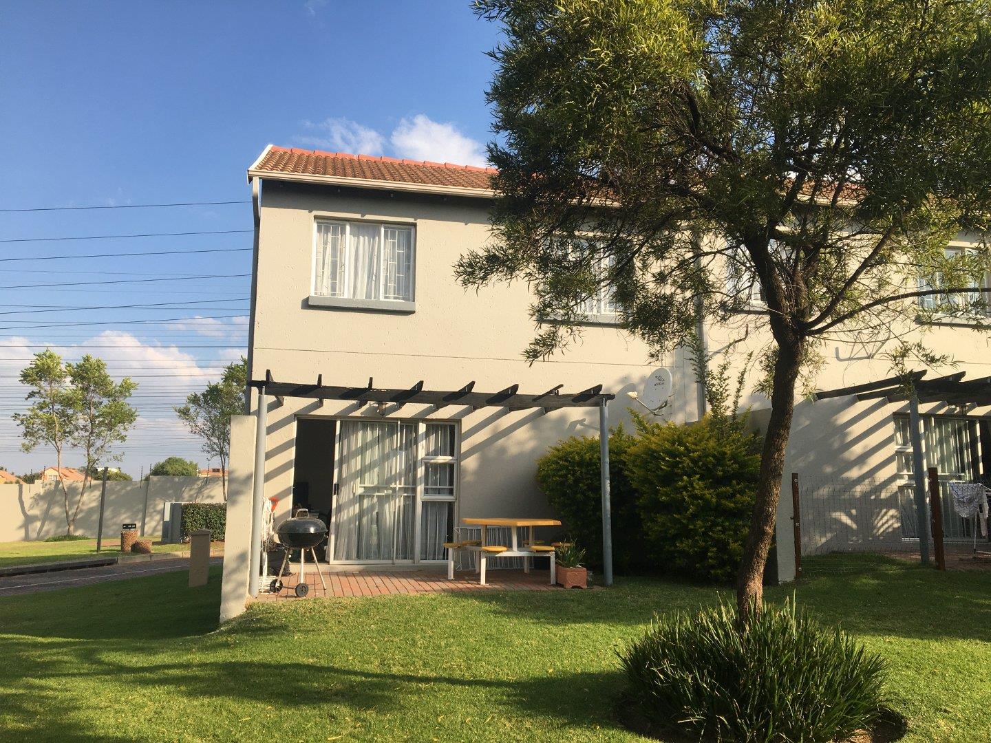 2 Bedroom Apartment / flat for sale in Aloe Place 111 Greenstone