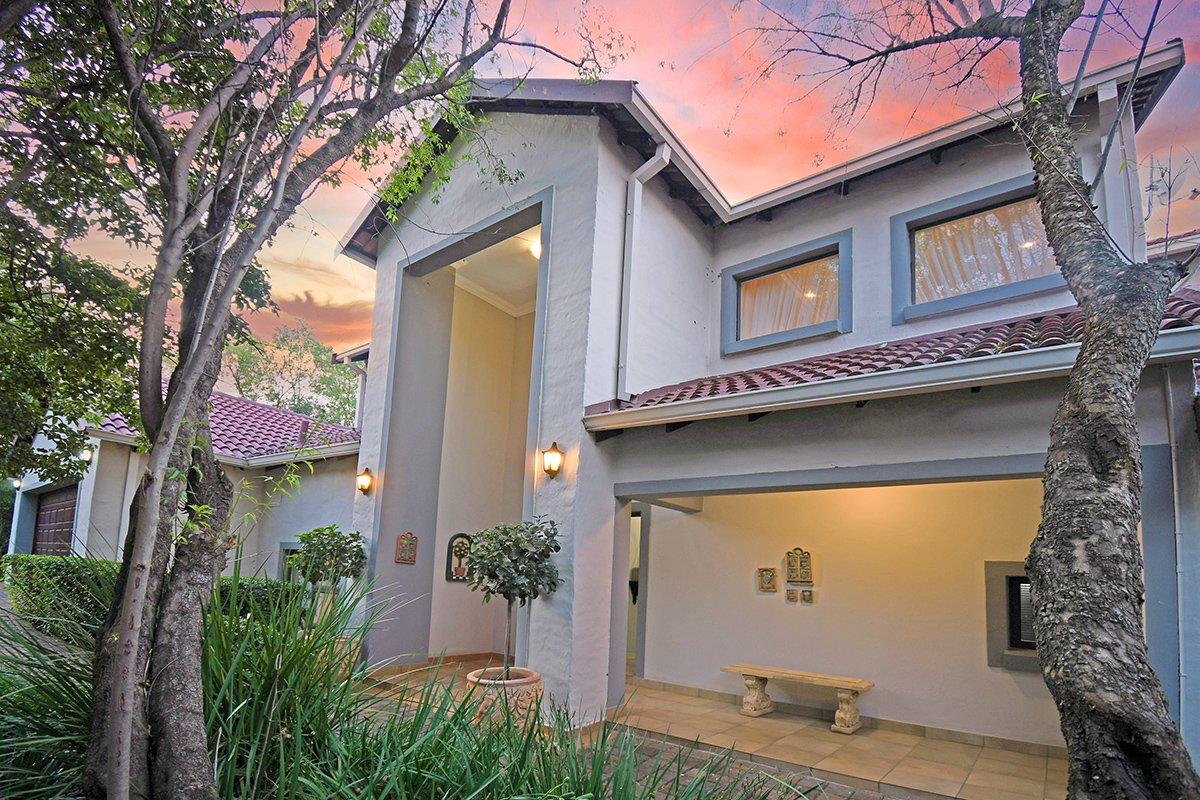 Featherbrooke Estate Property Houses for sale in Featherbrooke Estate