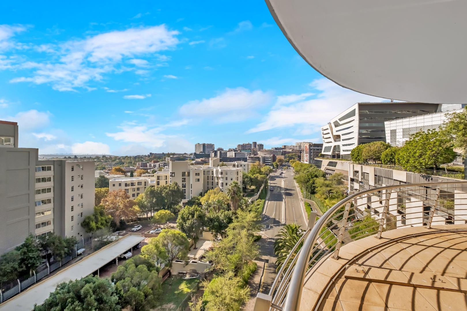 2 Bedroom Apartment / flat for sale in Sandhurst P24112598531