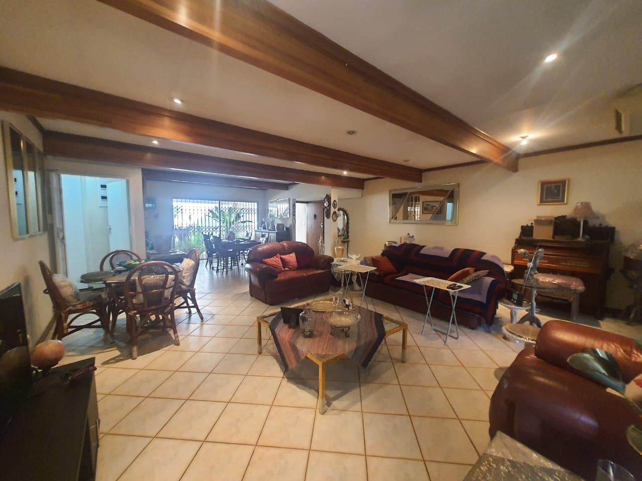 3 Bedroom Townhouse for sale in Three Rivers Proper P24112599319