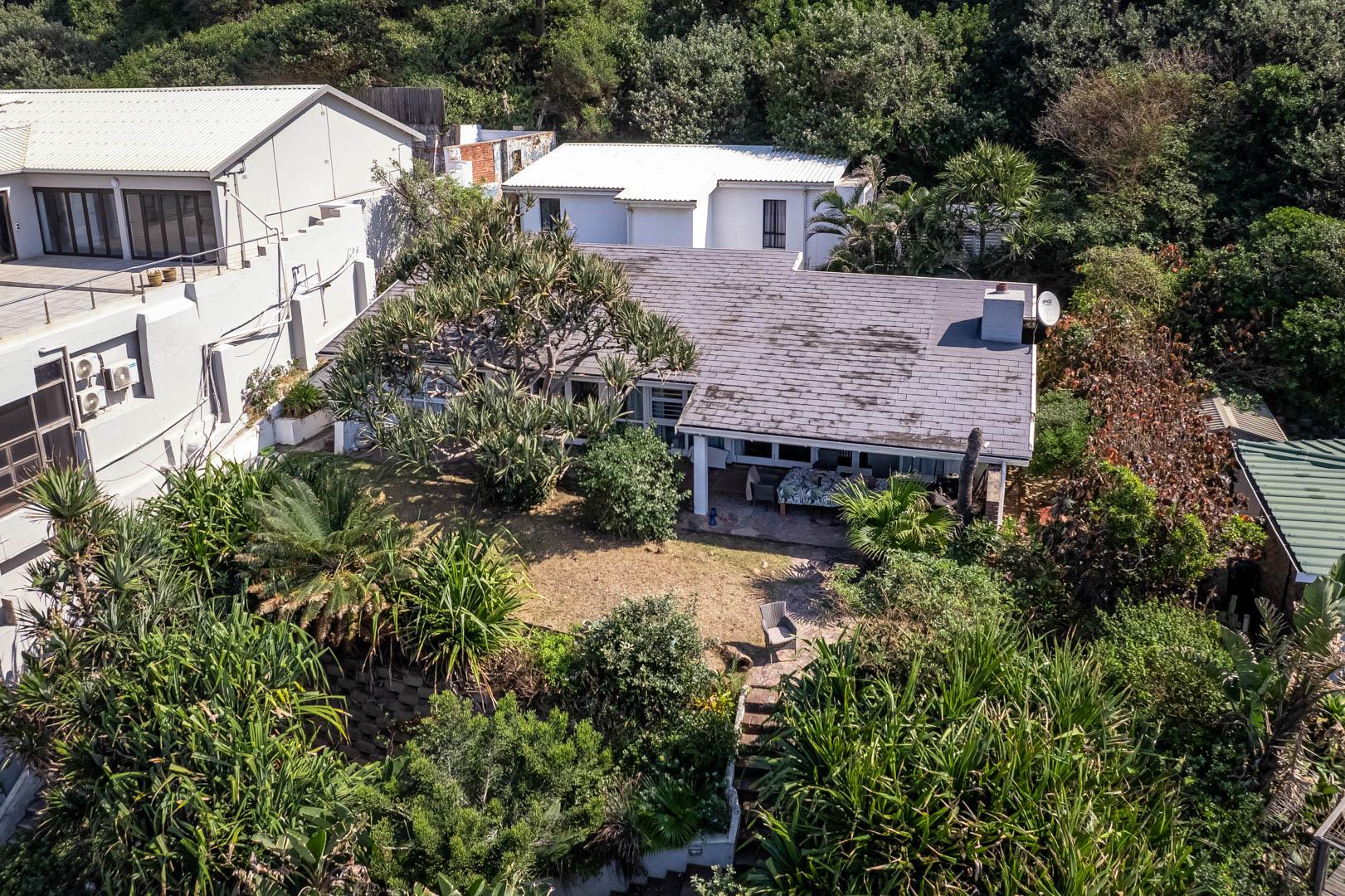 4 Bedroom House for sale in Umdloti Beach 73 North Beach Road P24