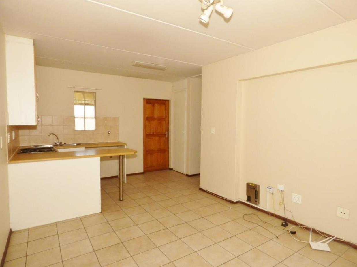 1 Bedroom Apartment / flat for sale in Ravenswood P24112599759