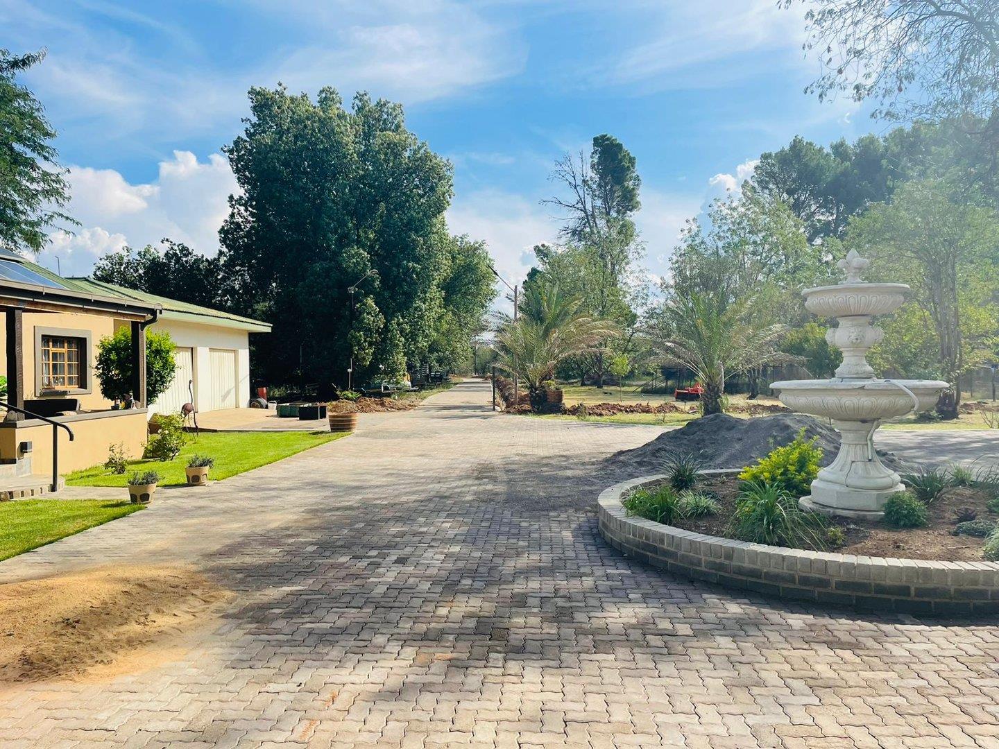 Farms for sale in Orania Orania Property