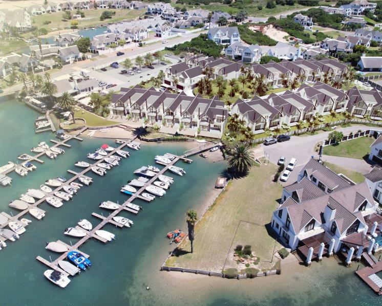3 Bedroom House for sale in Canals Seaglades Drive P24112536883