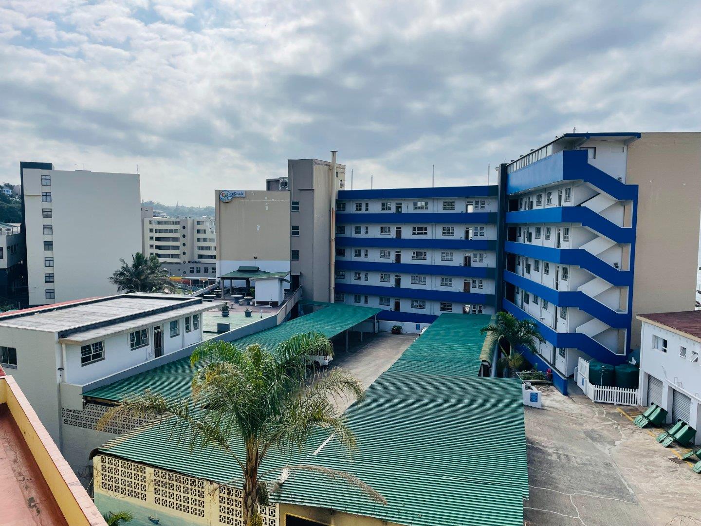 2 Bedroom Apartment / flat for sale in Margate 53 Marine Drive P24