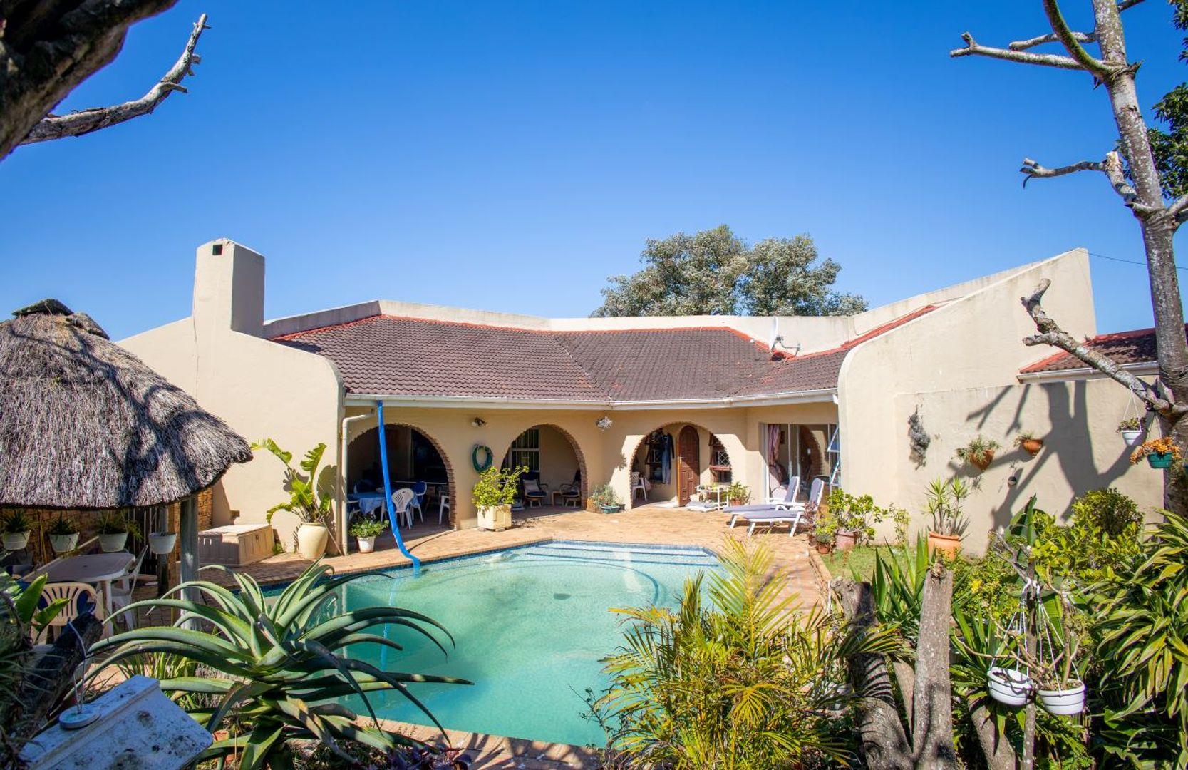 3 Bedroom House for sale in Beacon Bay 40 Bushwillow Drive P24